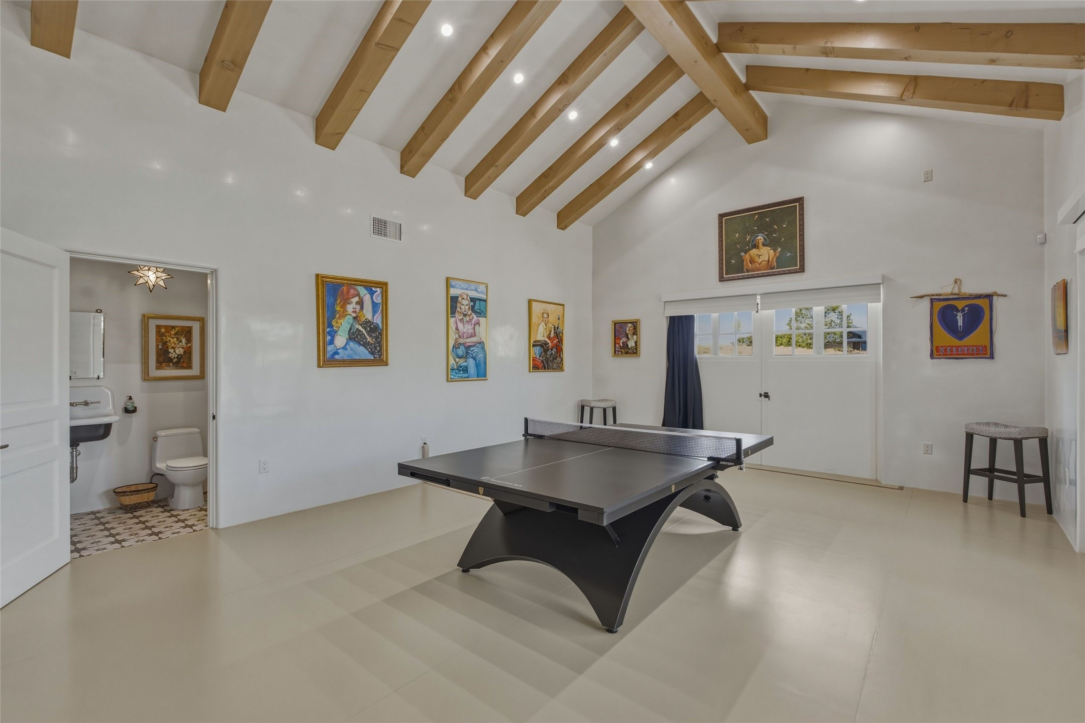 16 Hacienda Vaquero