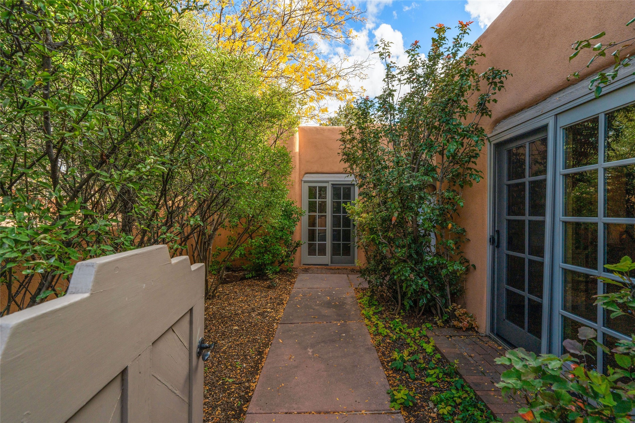 3101 Old Pecos Trail 802