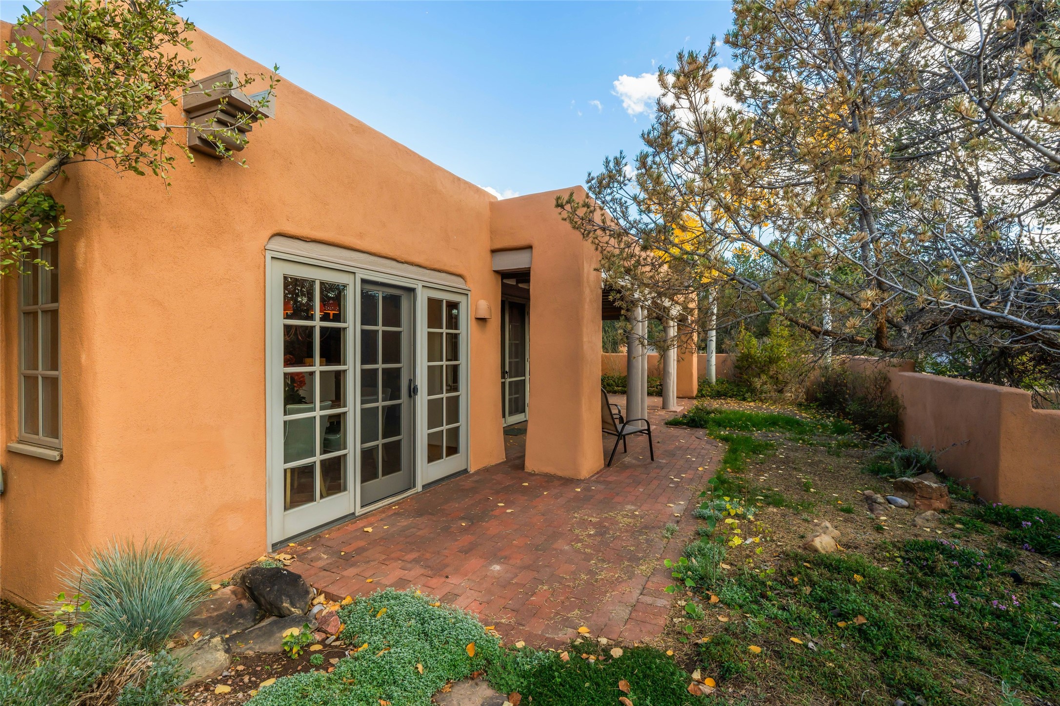 3101 Old Pecos Trail 802