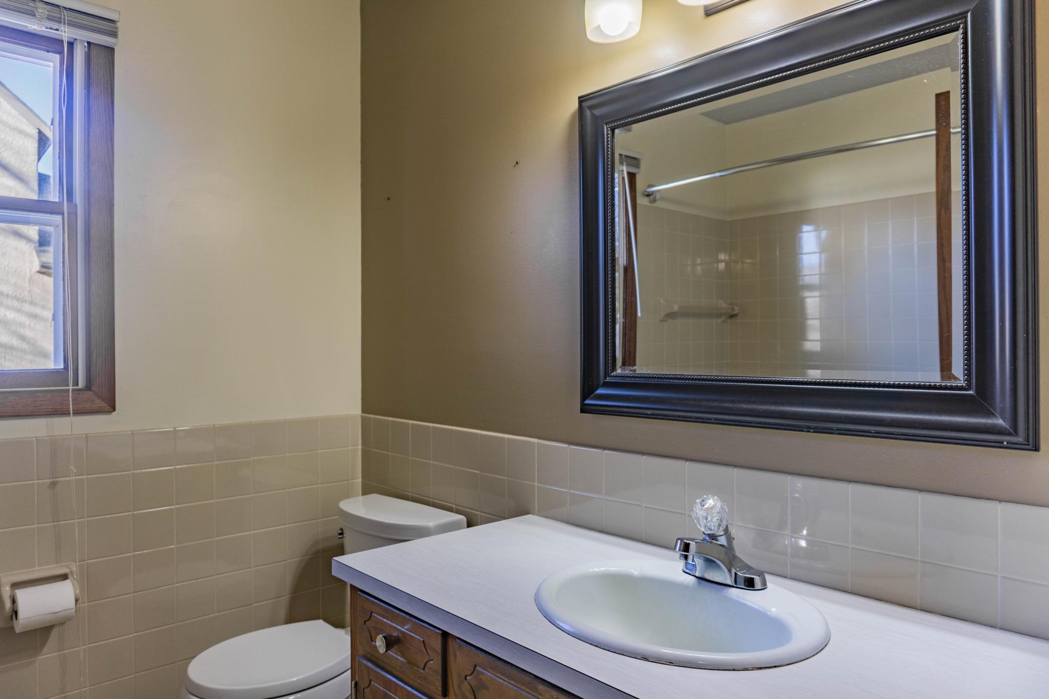 314 Playhouse Street E