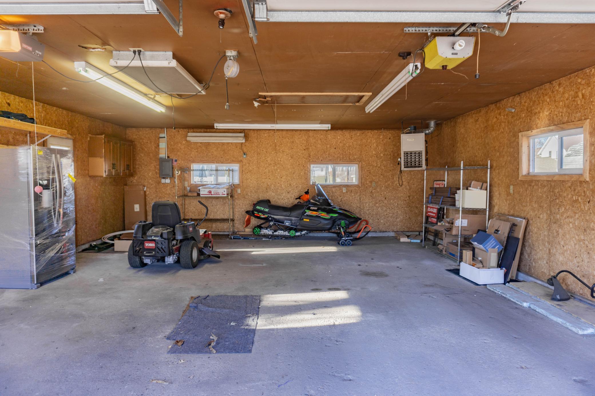 314 Playhouse Street E