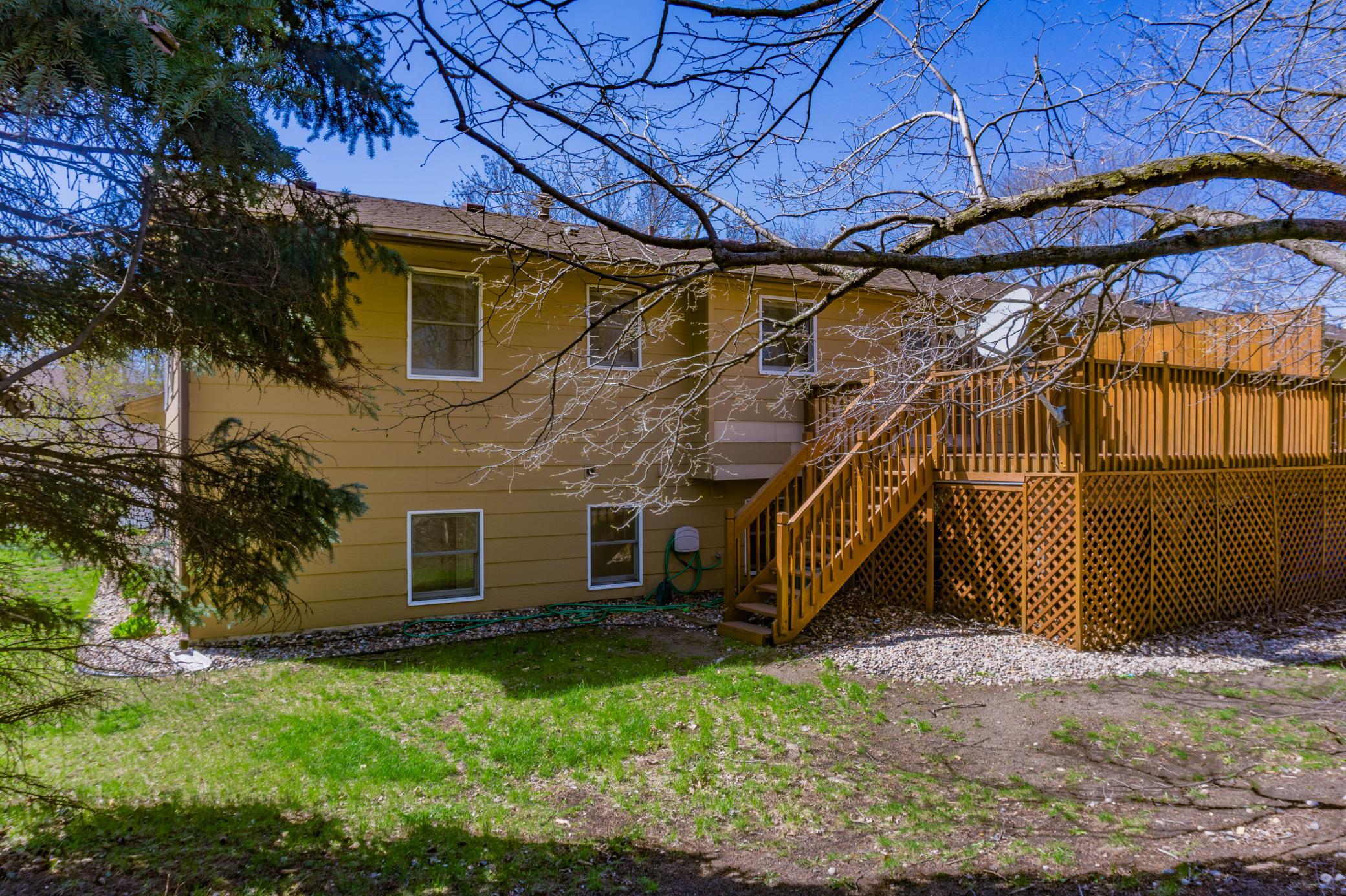 10421 Quebec Avenue S