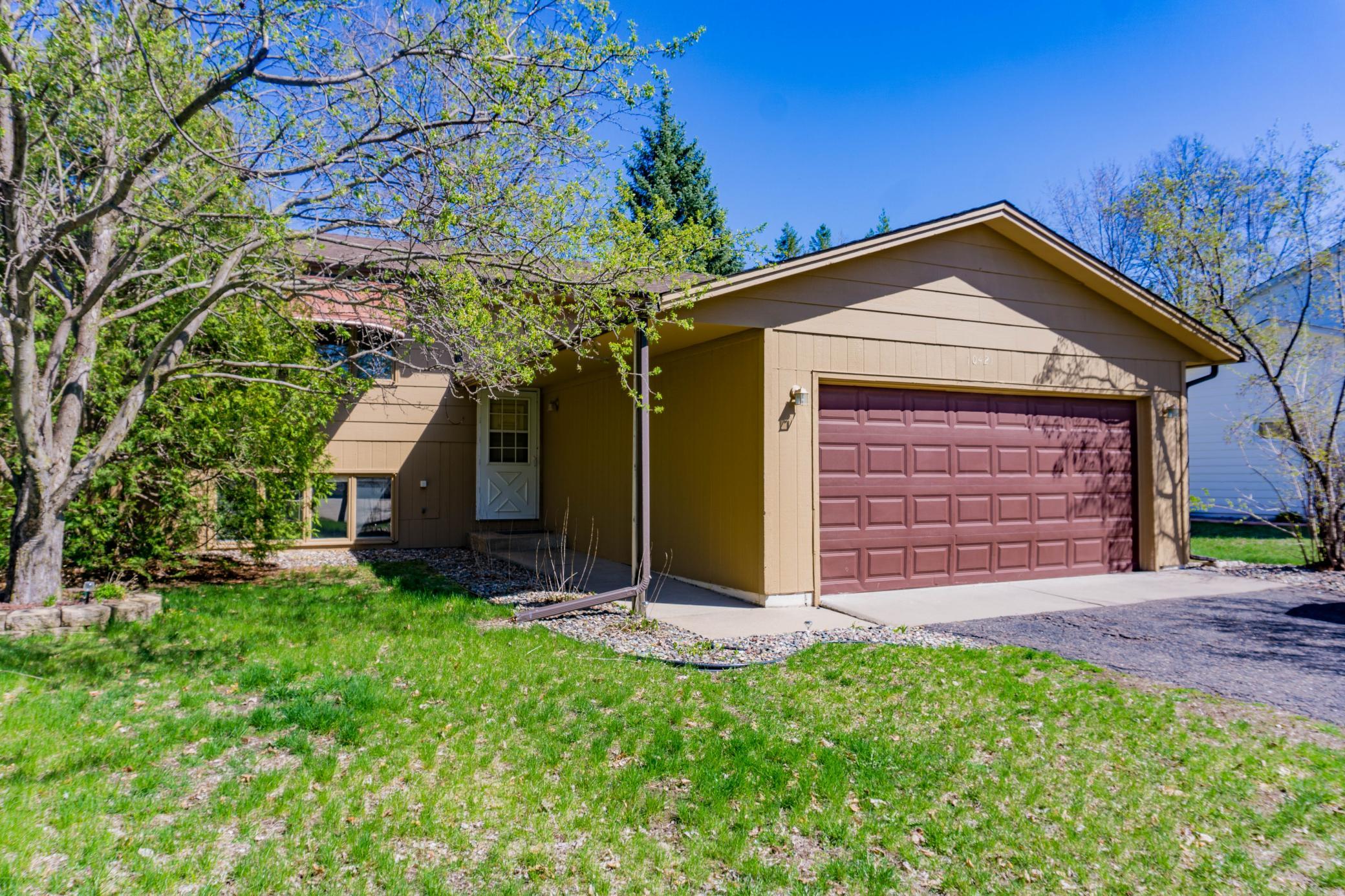 10421 Quebec Avenue S