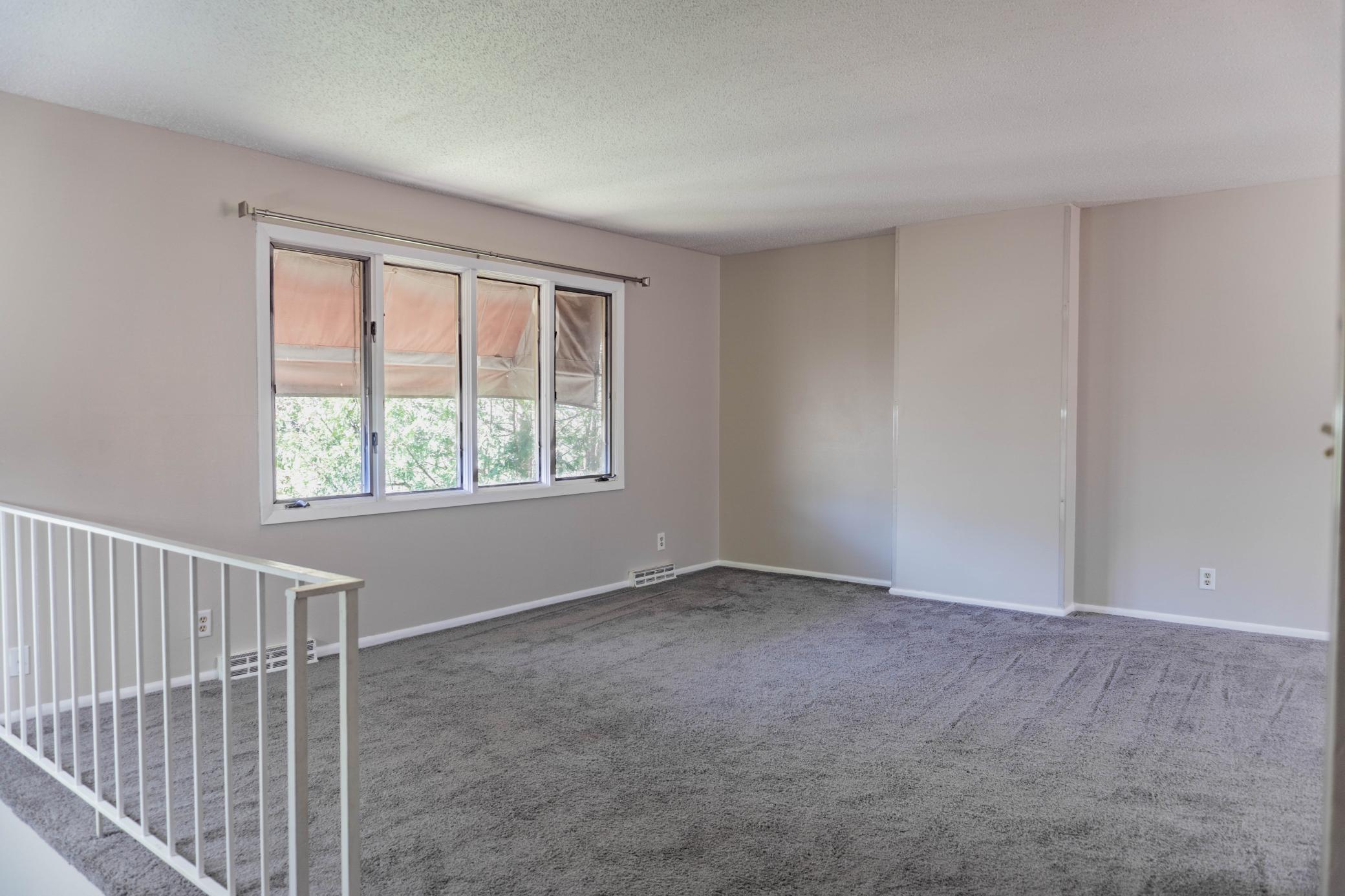 10421 Quebec Avenue S