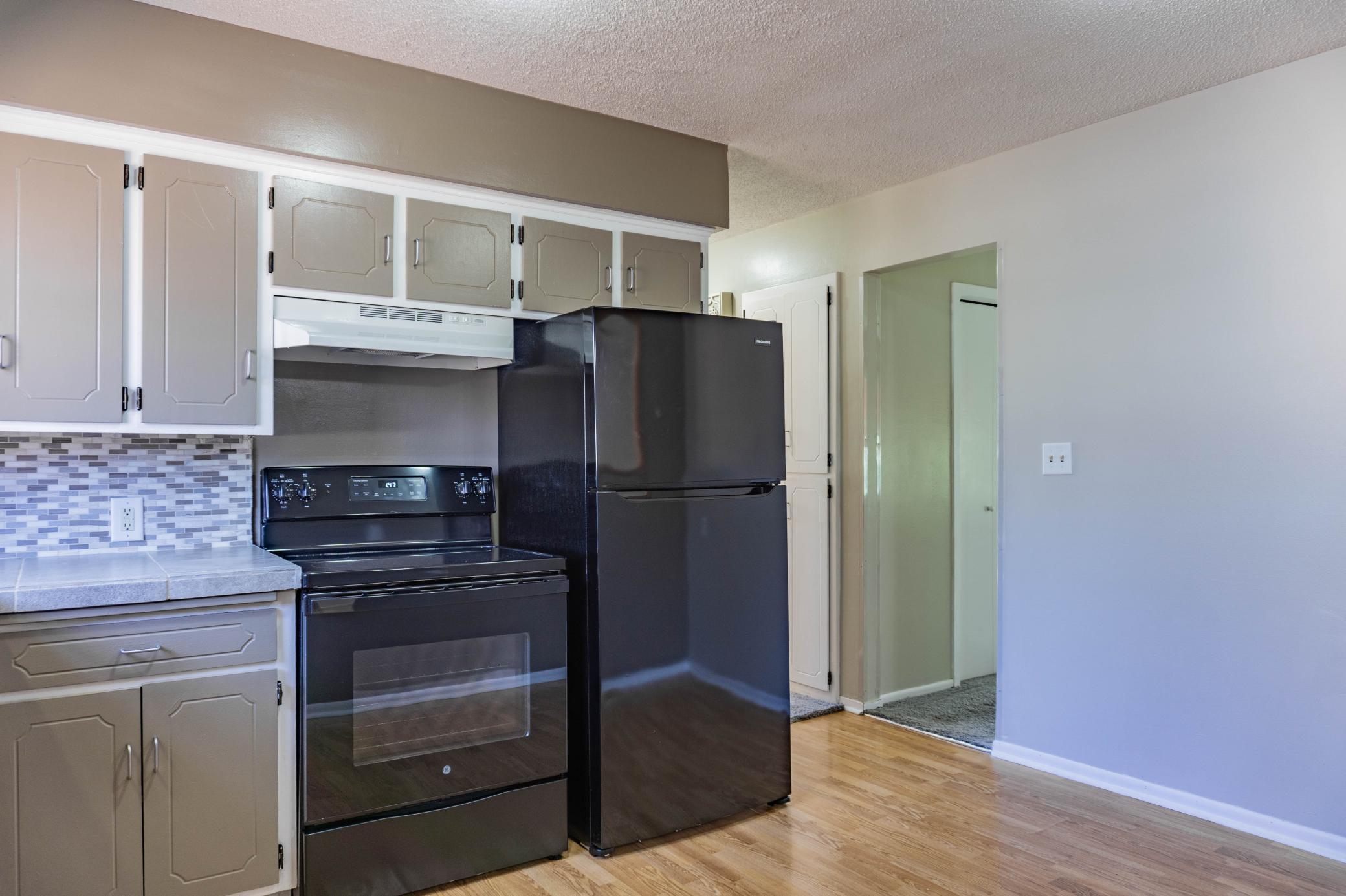 10421 Quebec Avenue S