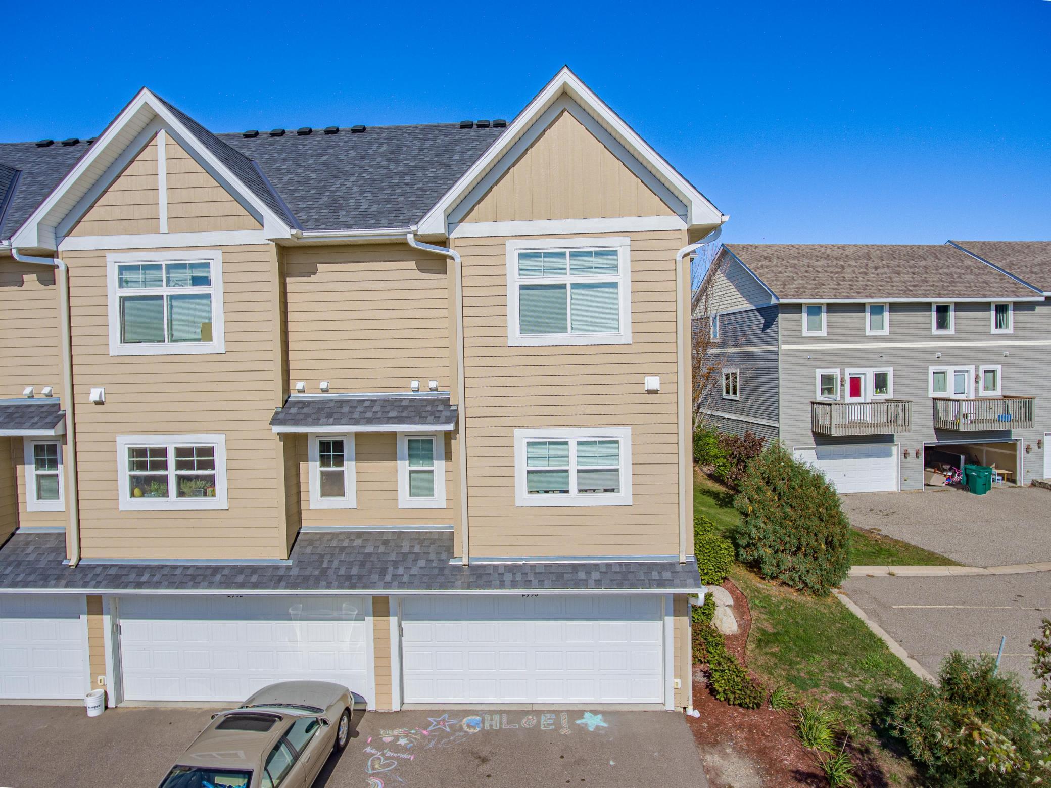 2950 Clover Ridge Drive