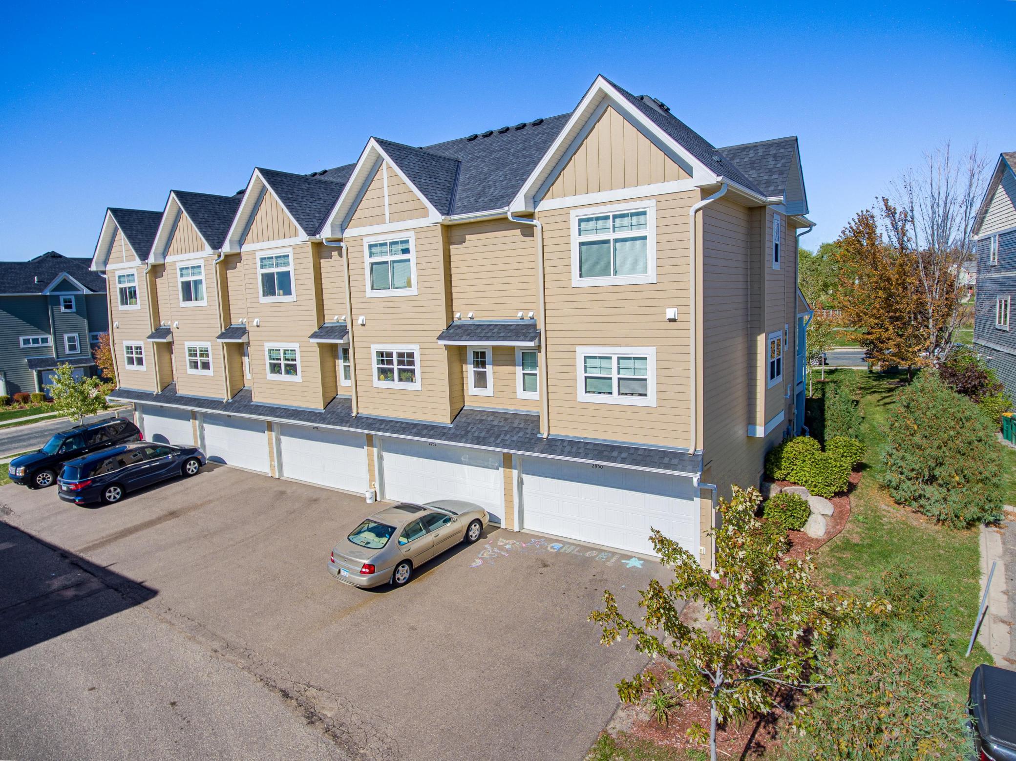 2950 Clover Ridge Drive