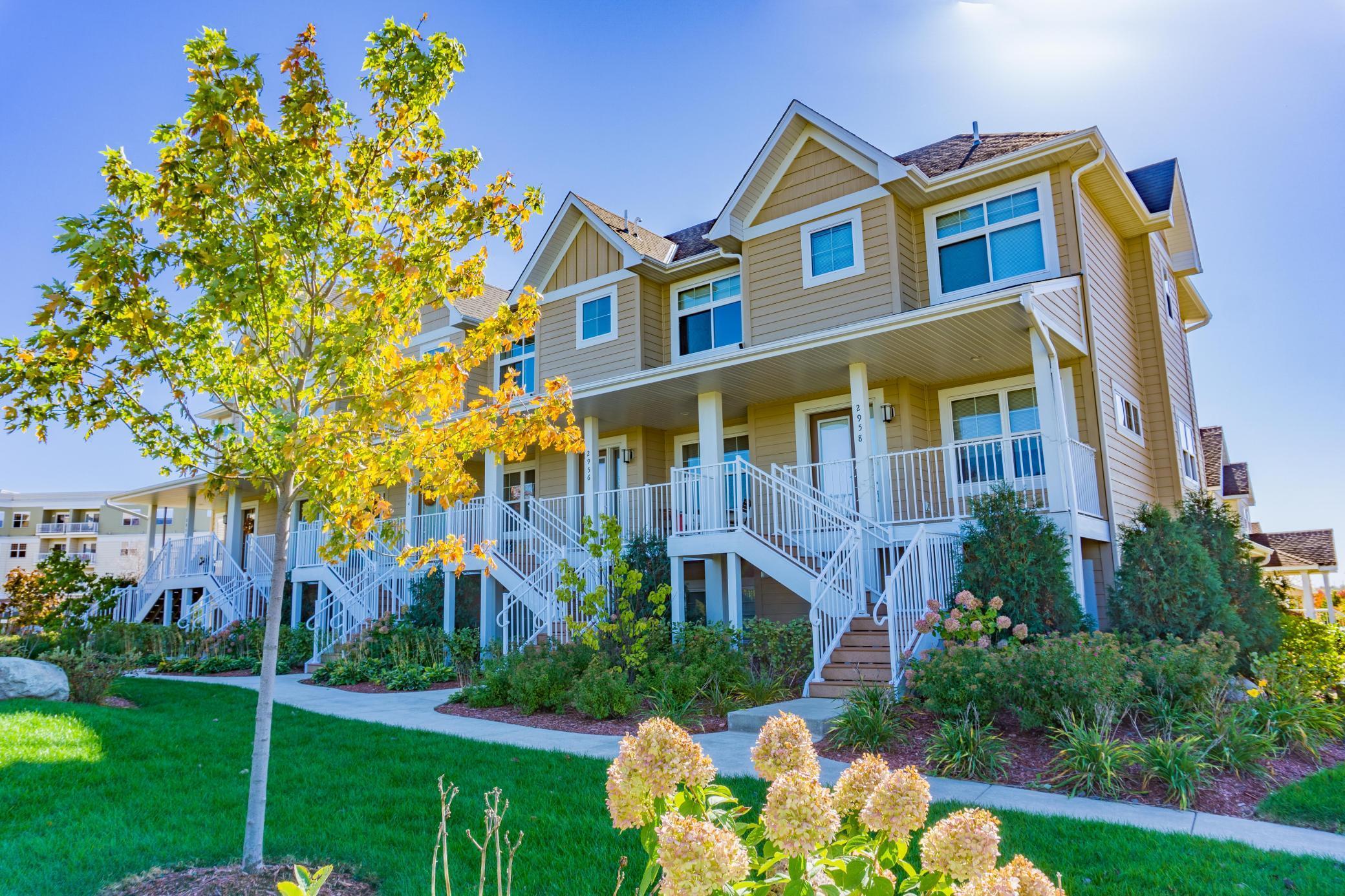 2950 Clover Ridge Drive