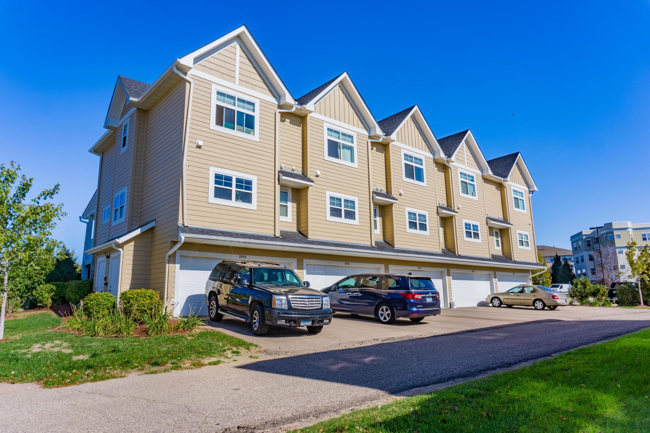 2958 Clover Ridge Drive