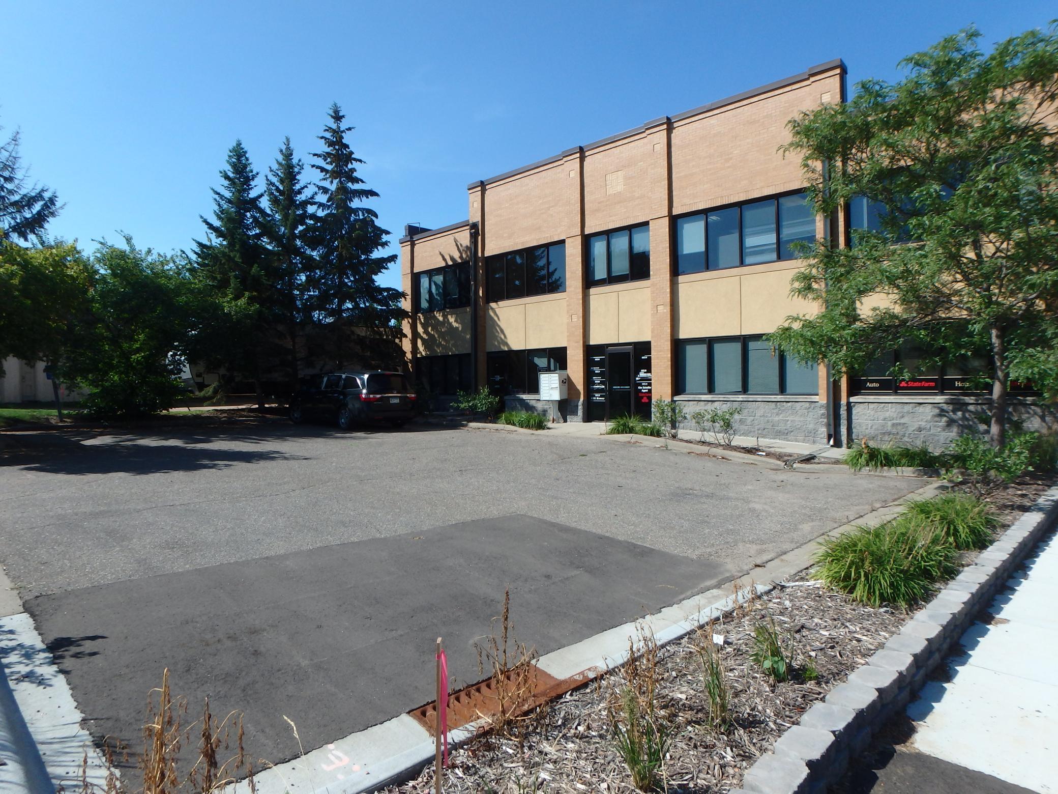 112 E 5th Street Unit: 202B & C