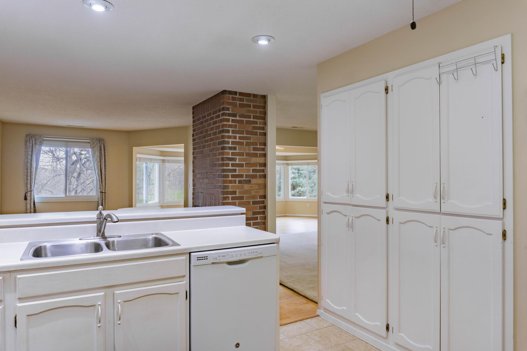 7922 Timber Lake Drive