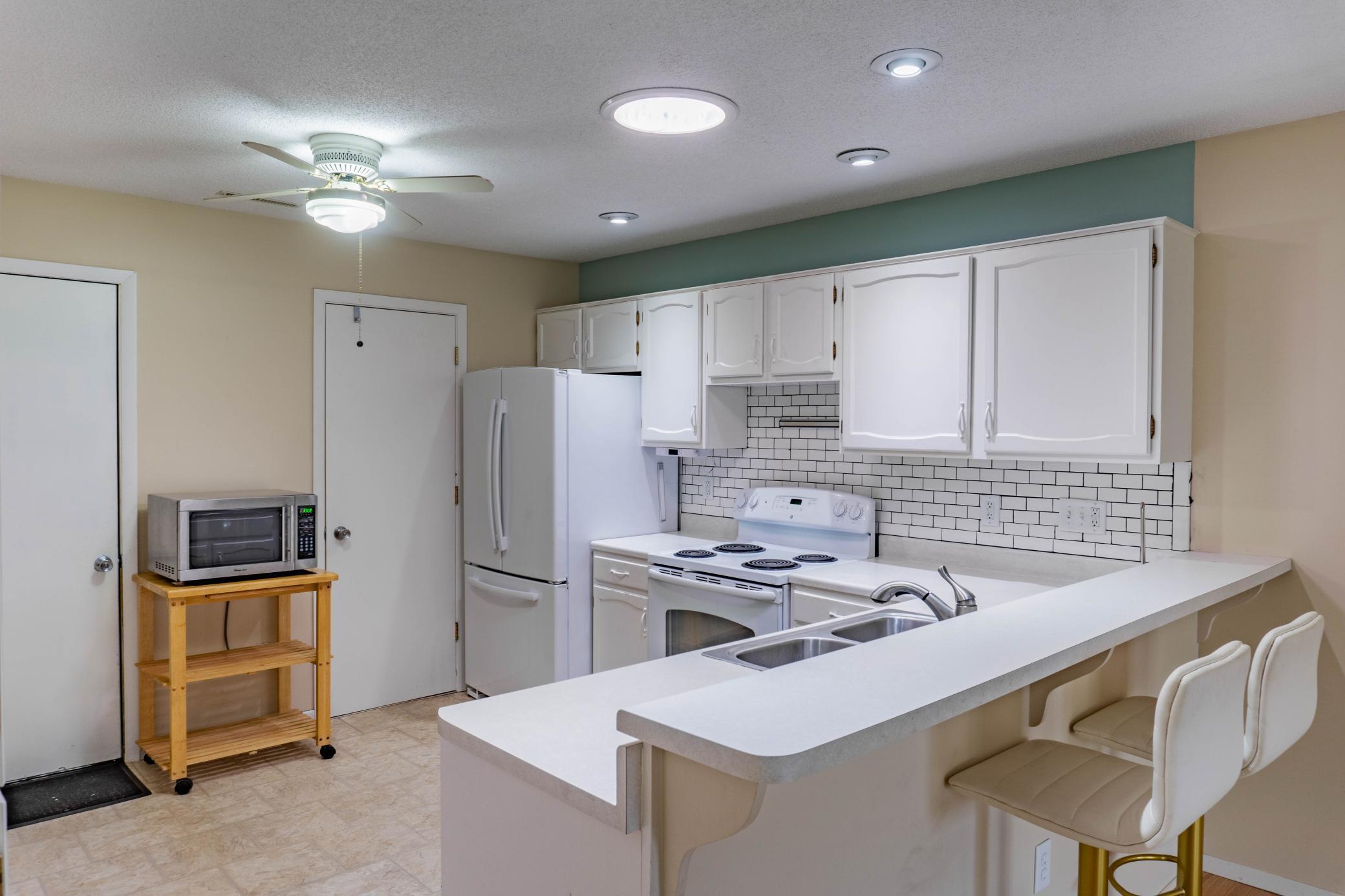 7922 Timber Lake Drive