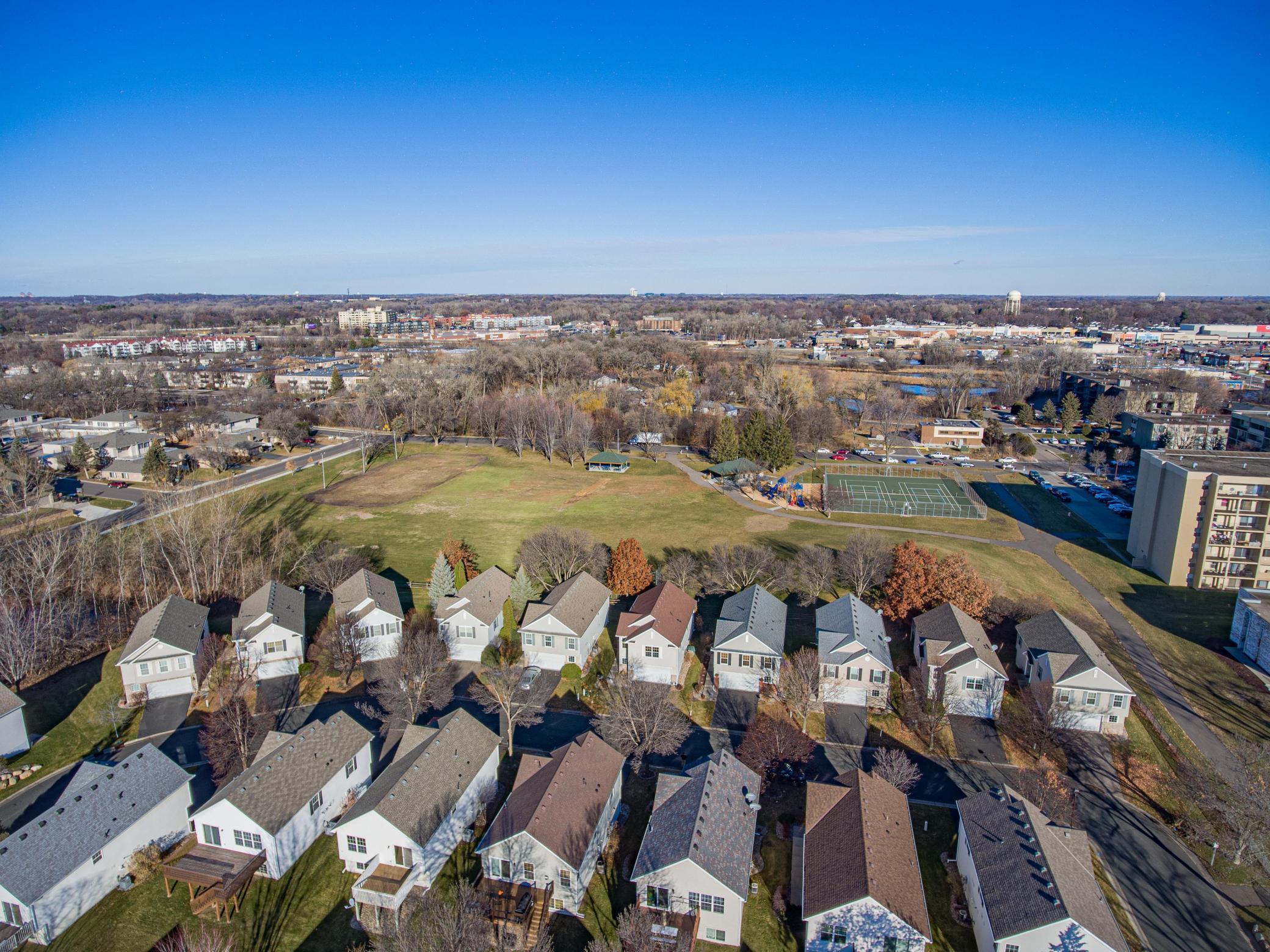 916 Parkside Boulevard