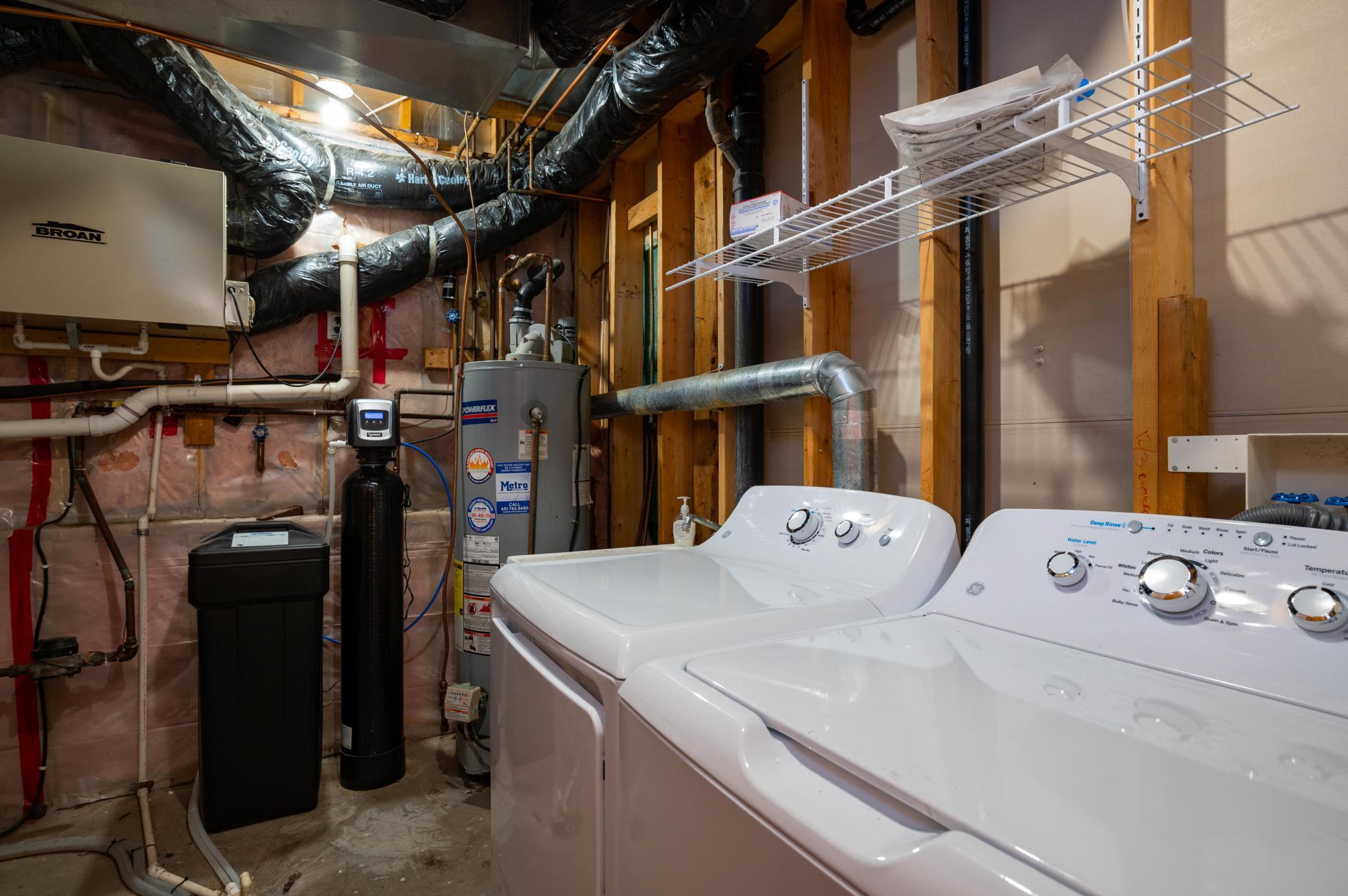 916 Parkside Boulevard