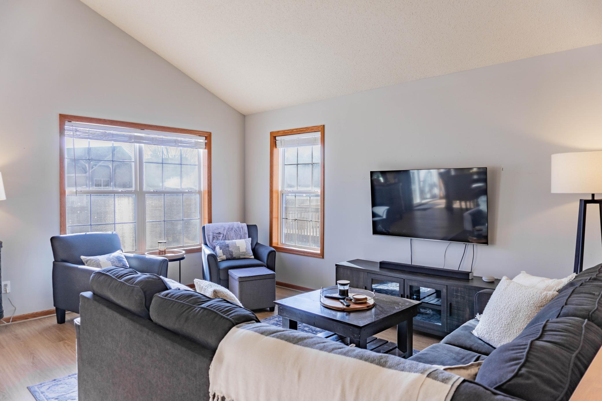 916 Parkside Boulevard