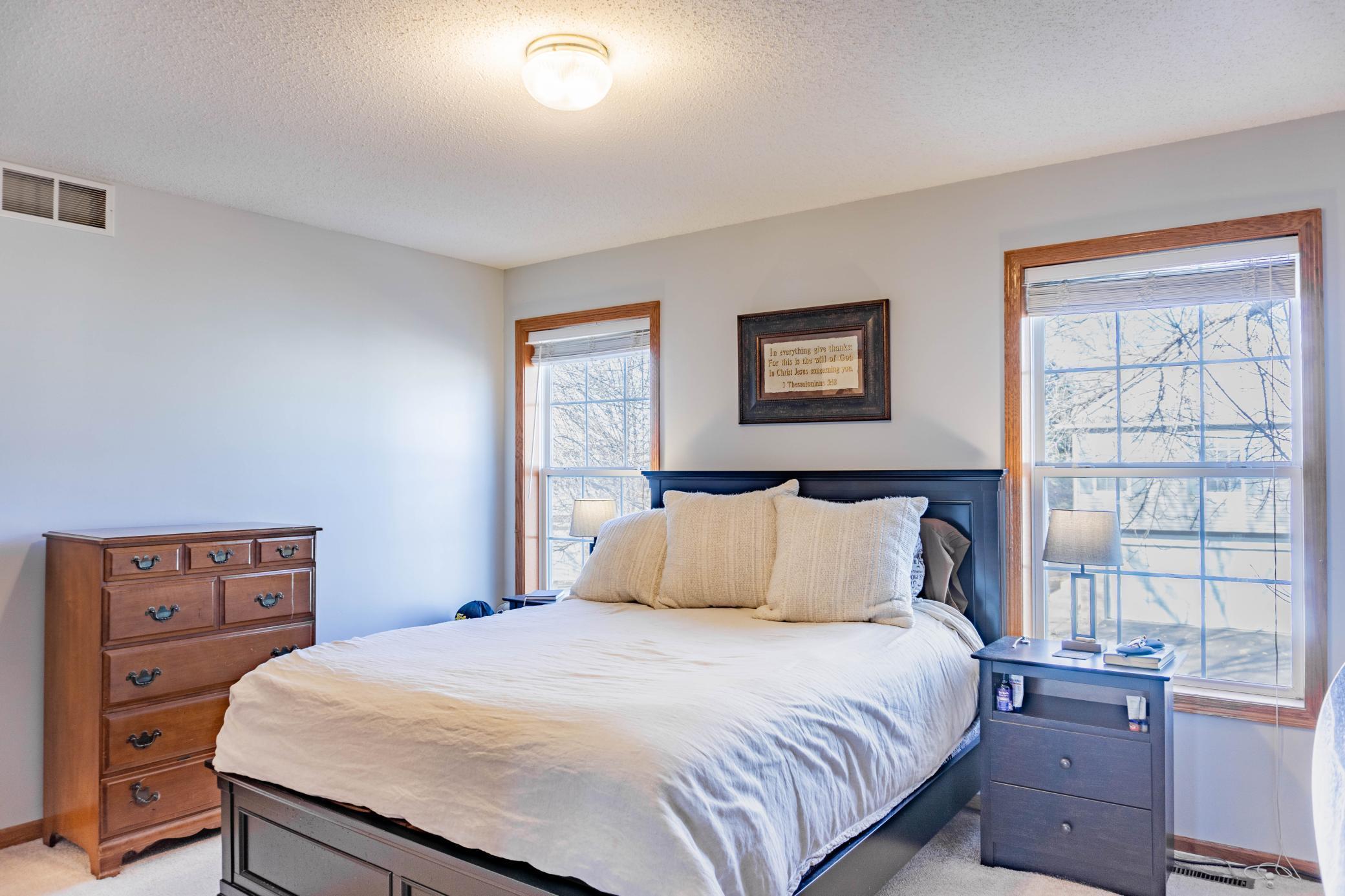 916 Parkside Boulevard