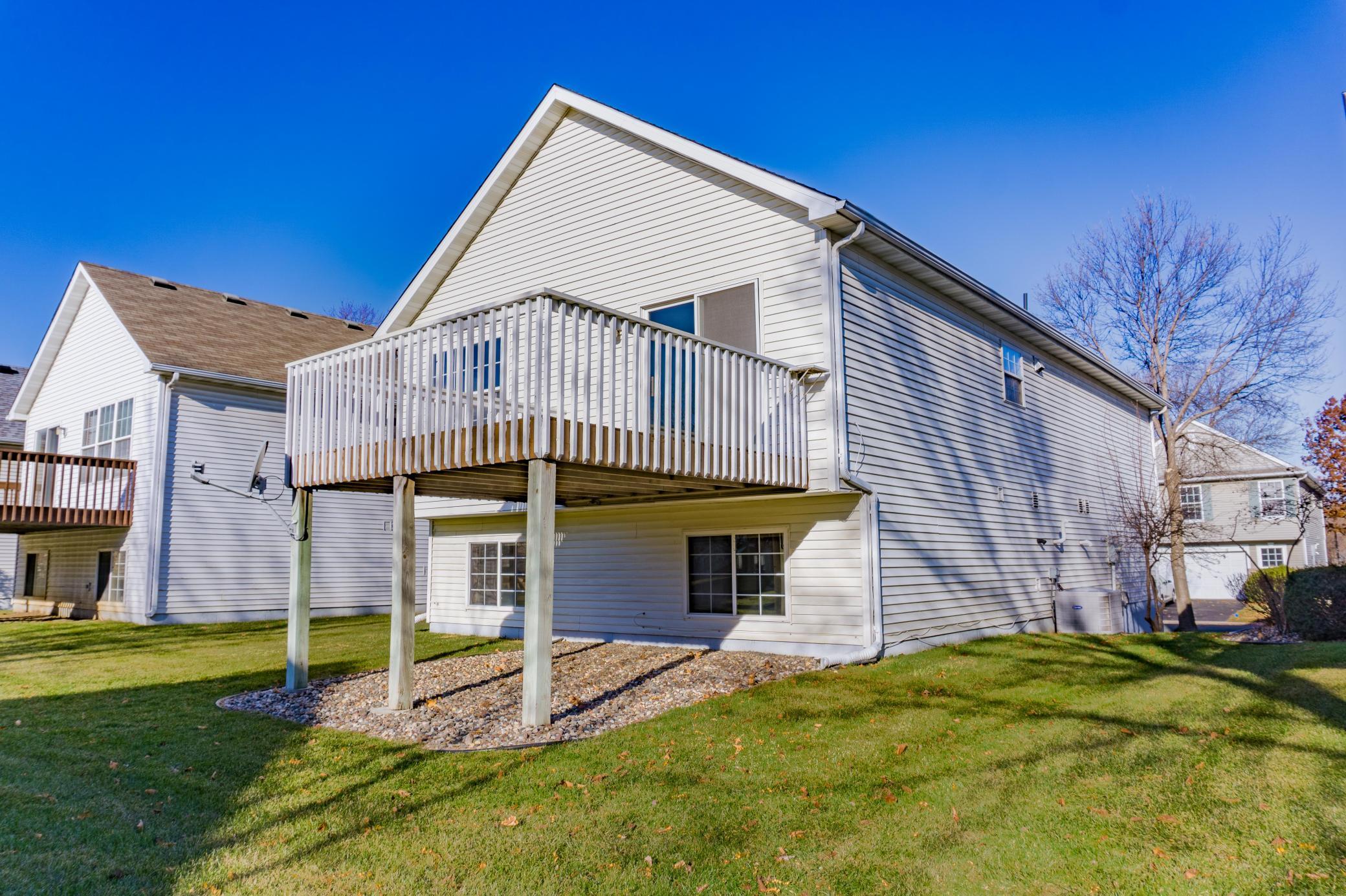 916 Parkside Boulevard