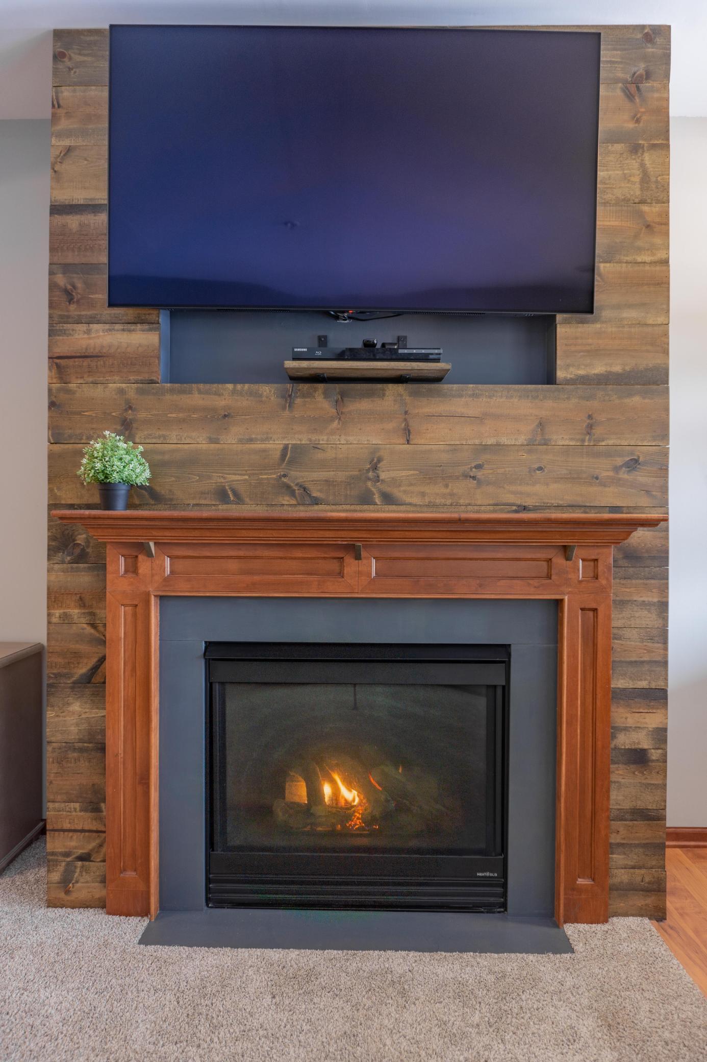 1656 White Pine Way Unit: F