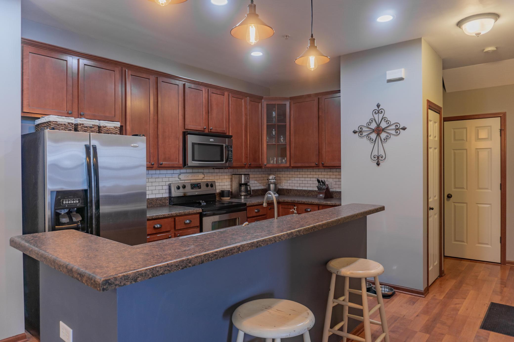 1656 White Pine Way Unit: F