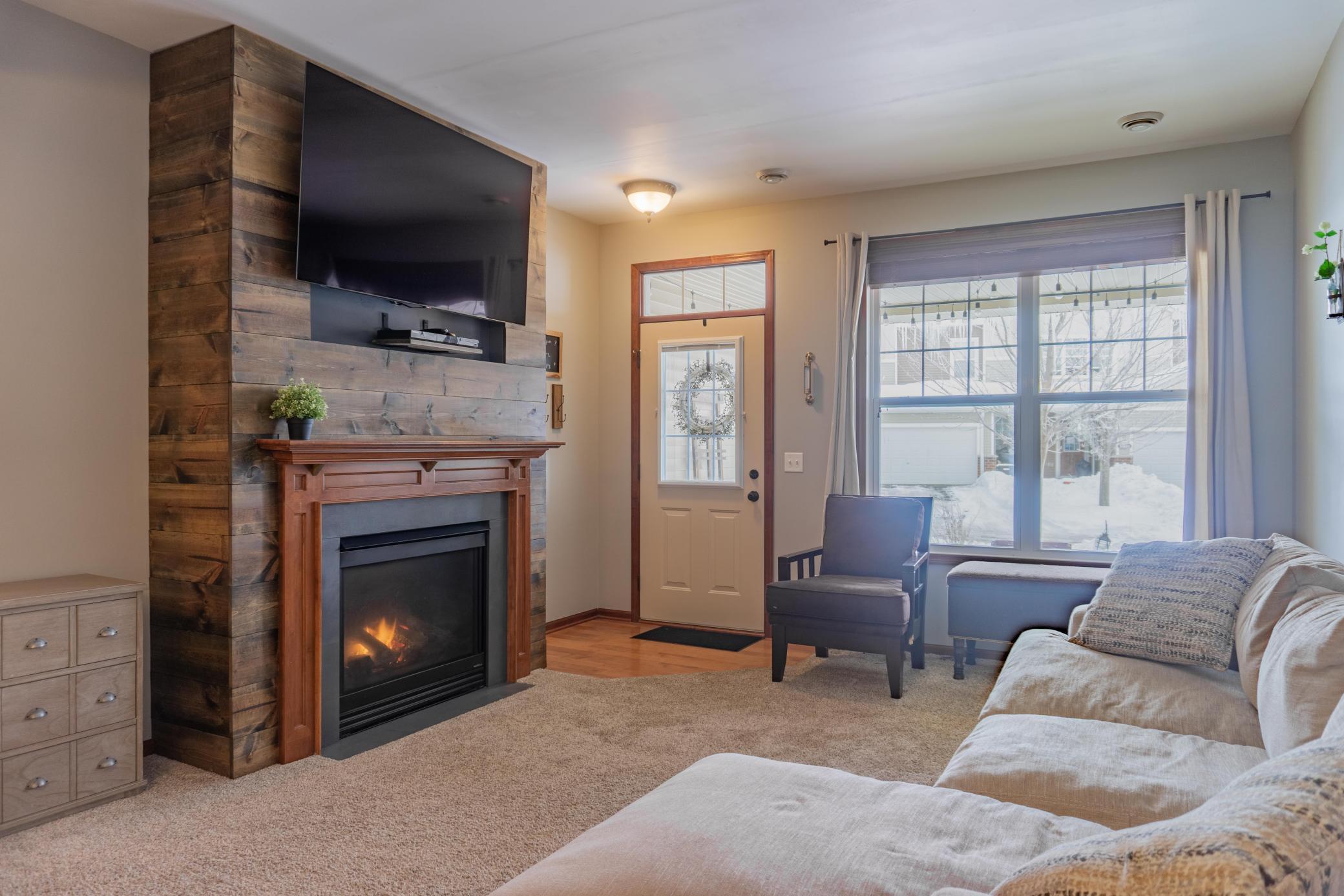 1656 White Pine Way Unit: F