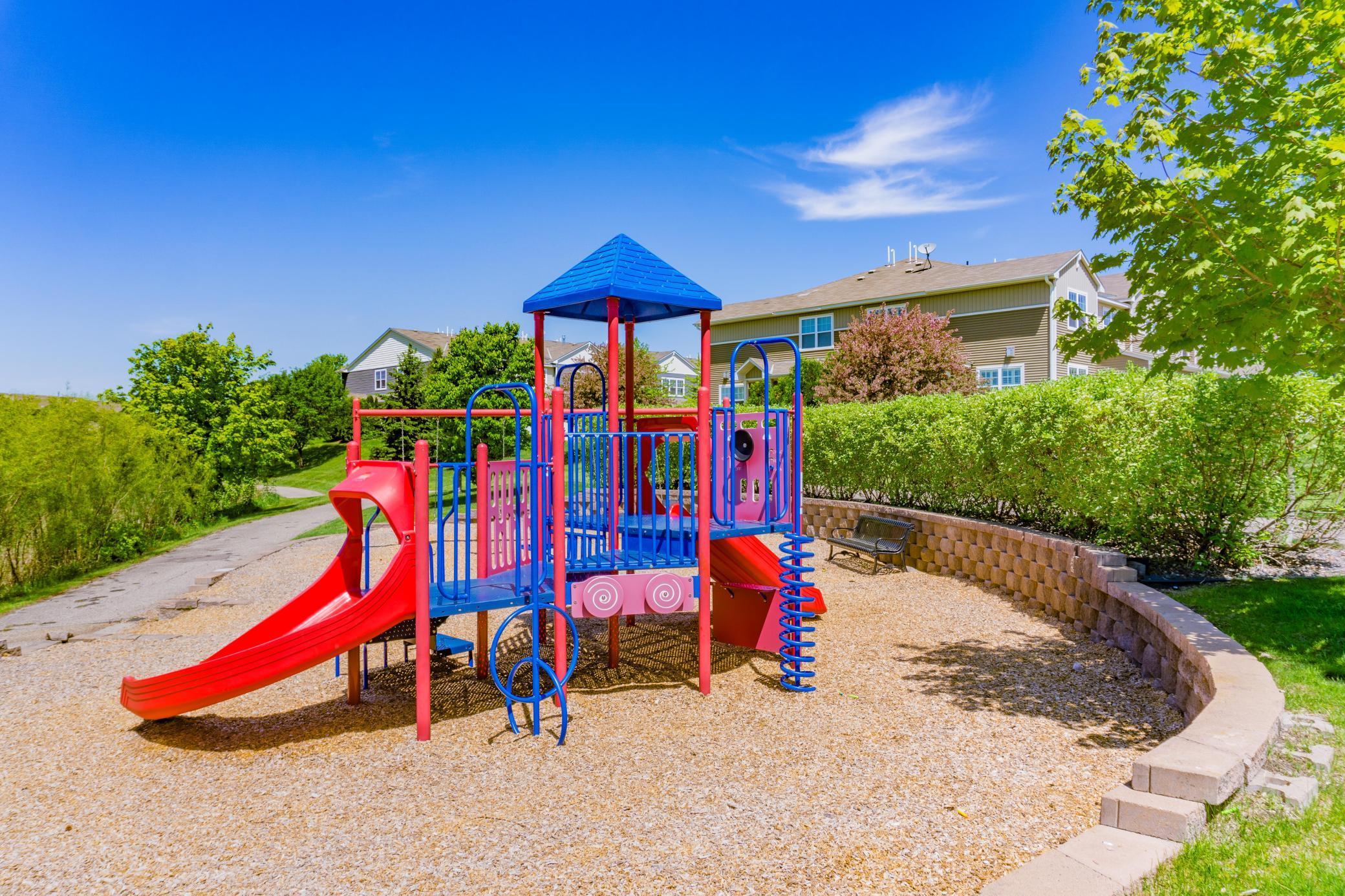 1656 White Pine Way Unit: F