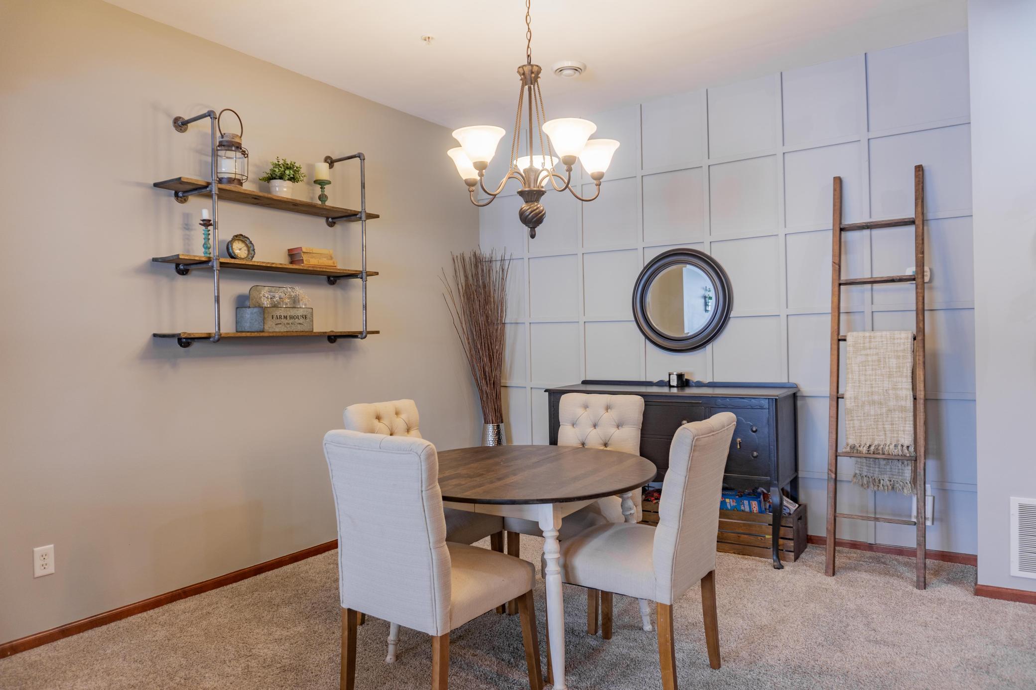 1656 White Pine Way Unit: F