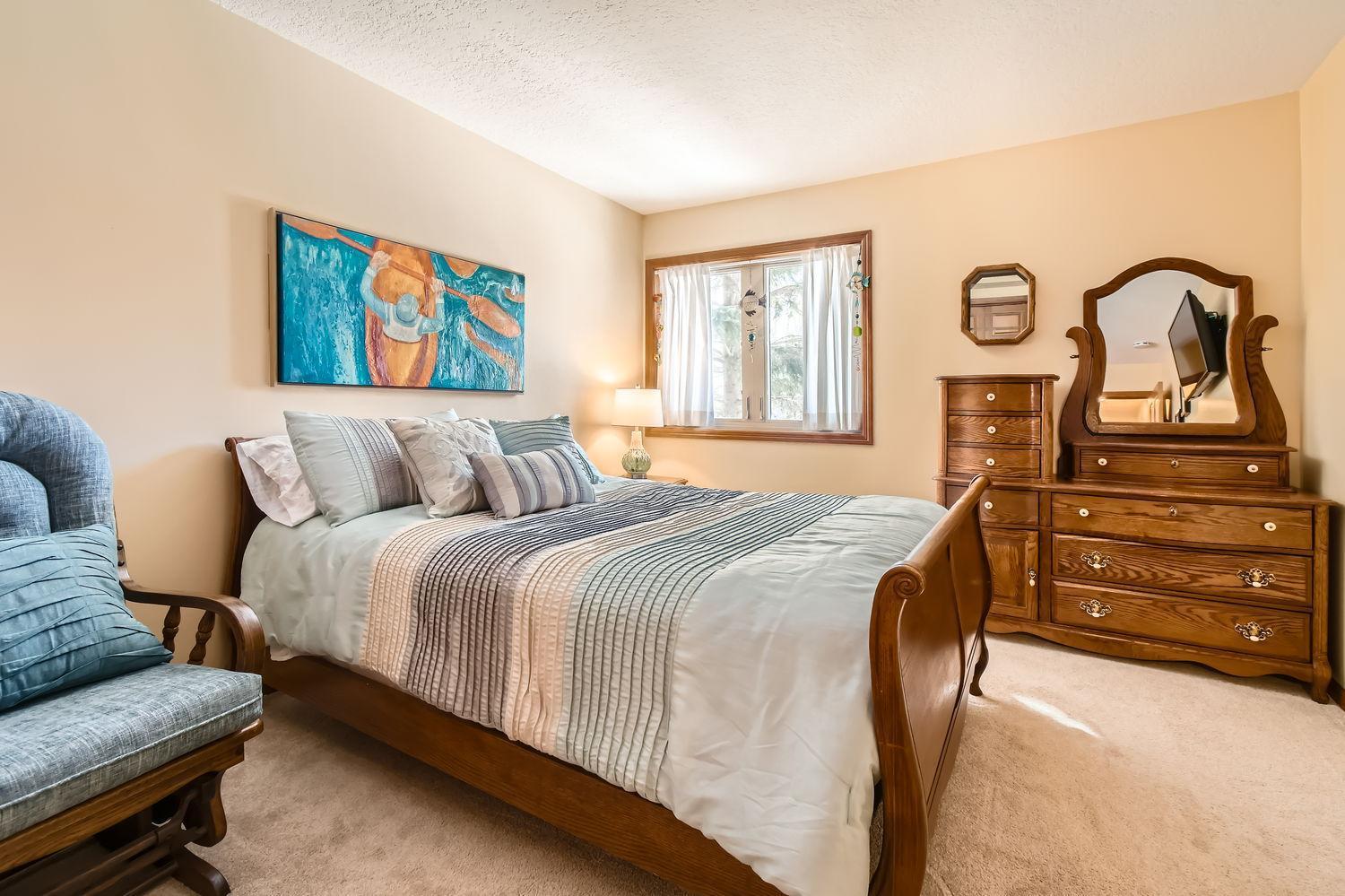 110306 Center Green Circle