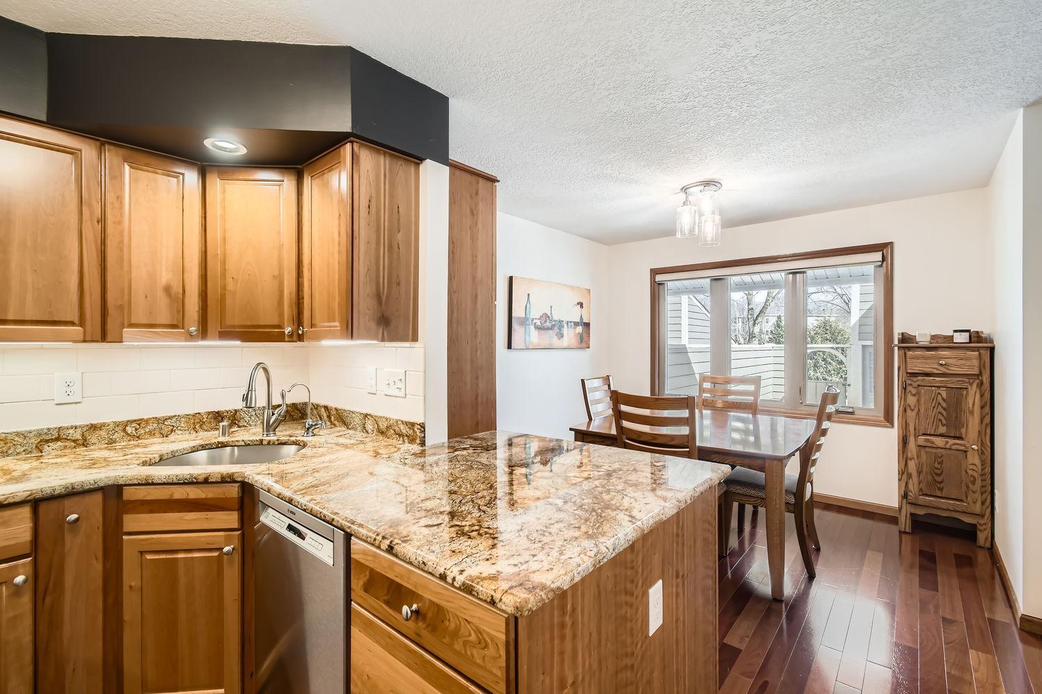 110306 Center Green Circle