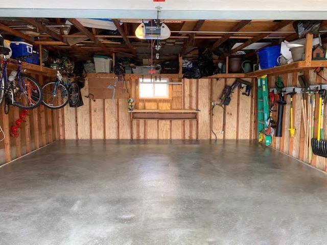 110306 Center Green Circle