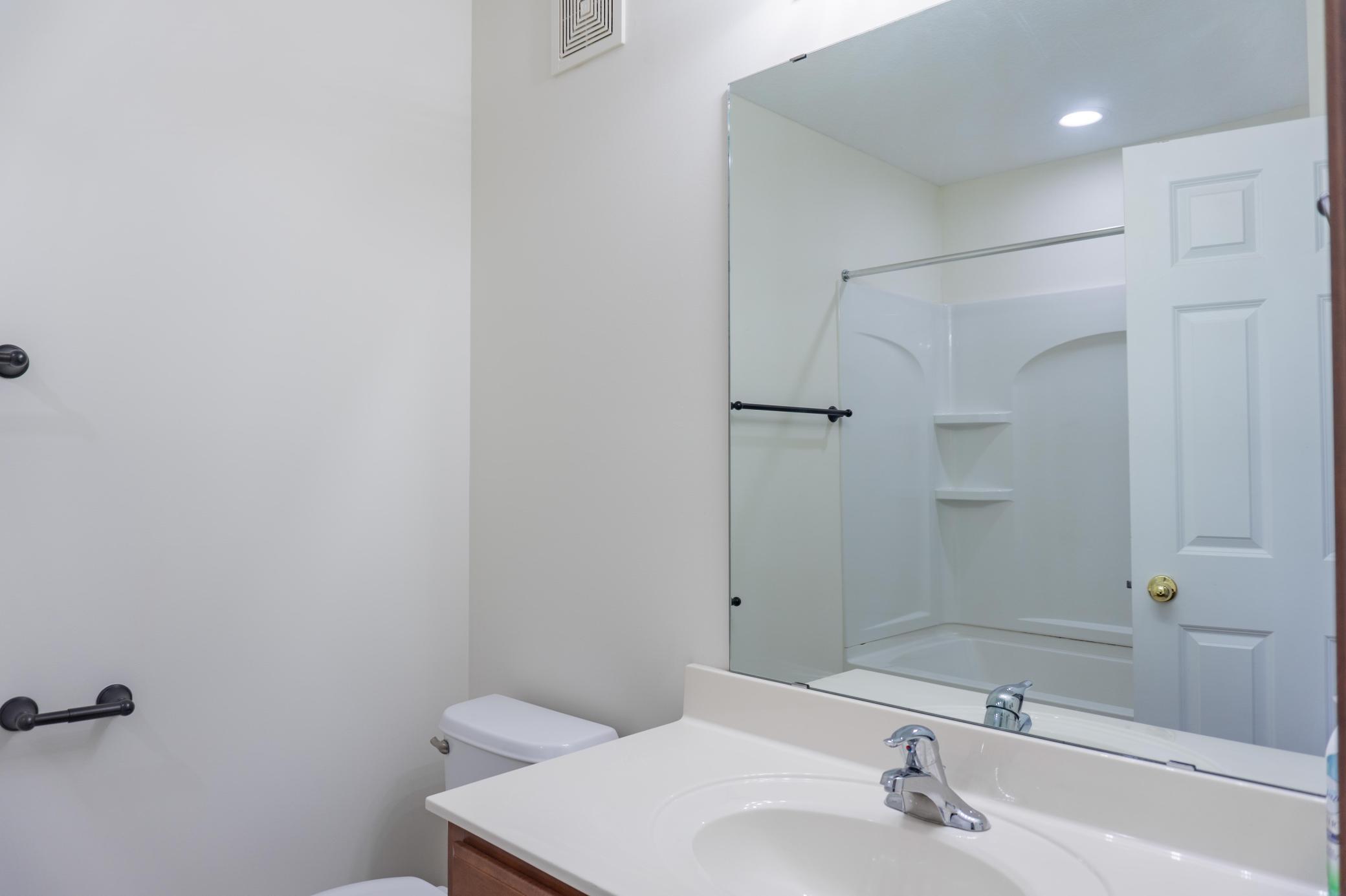 1941 Commonwealth Boulevard Unit: 4