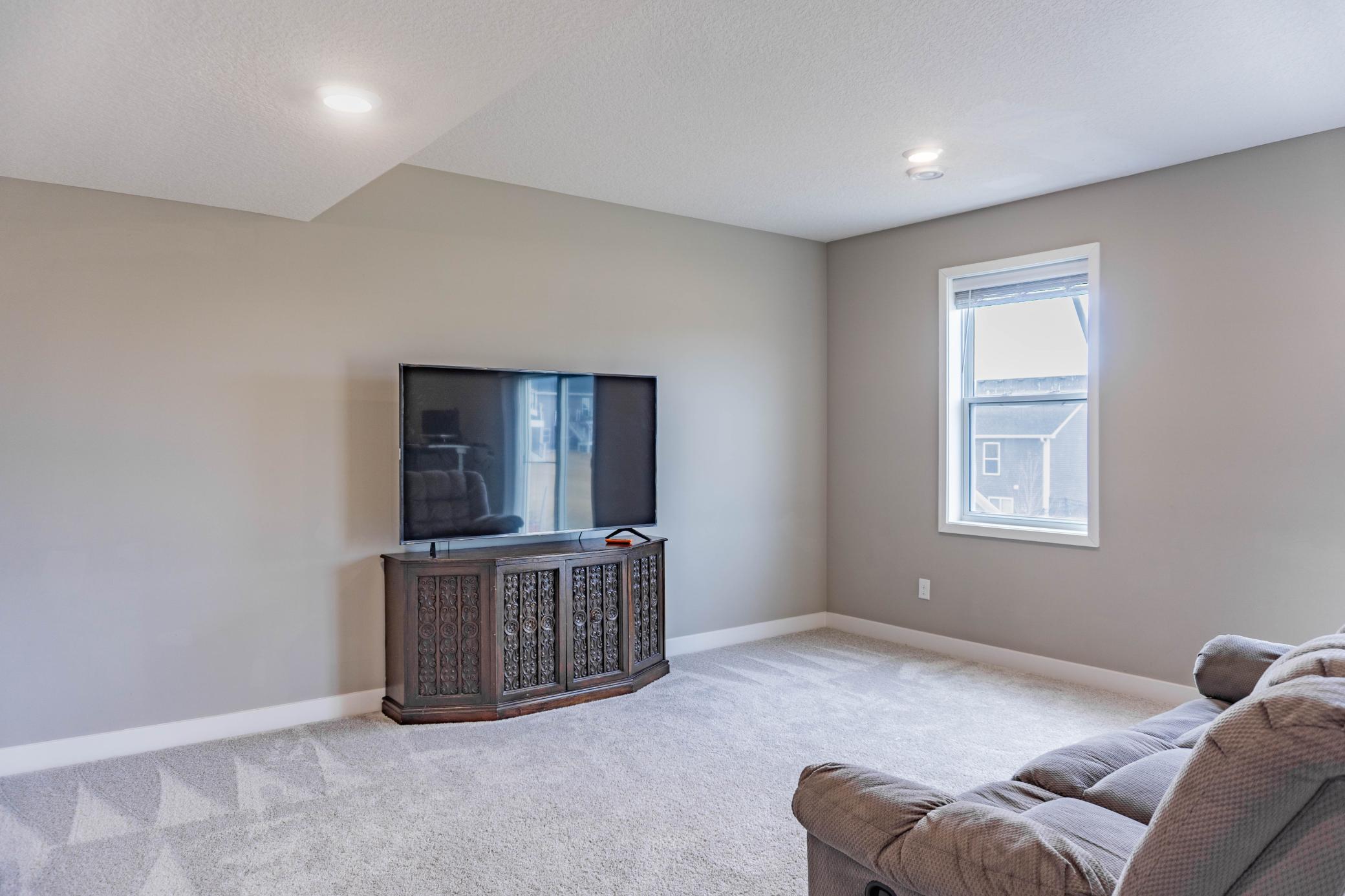 1457 Nutmeg Circle