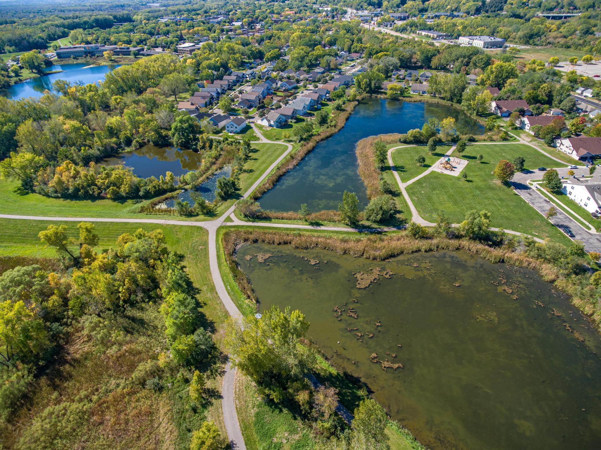 112X Crystal Place W