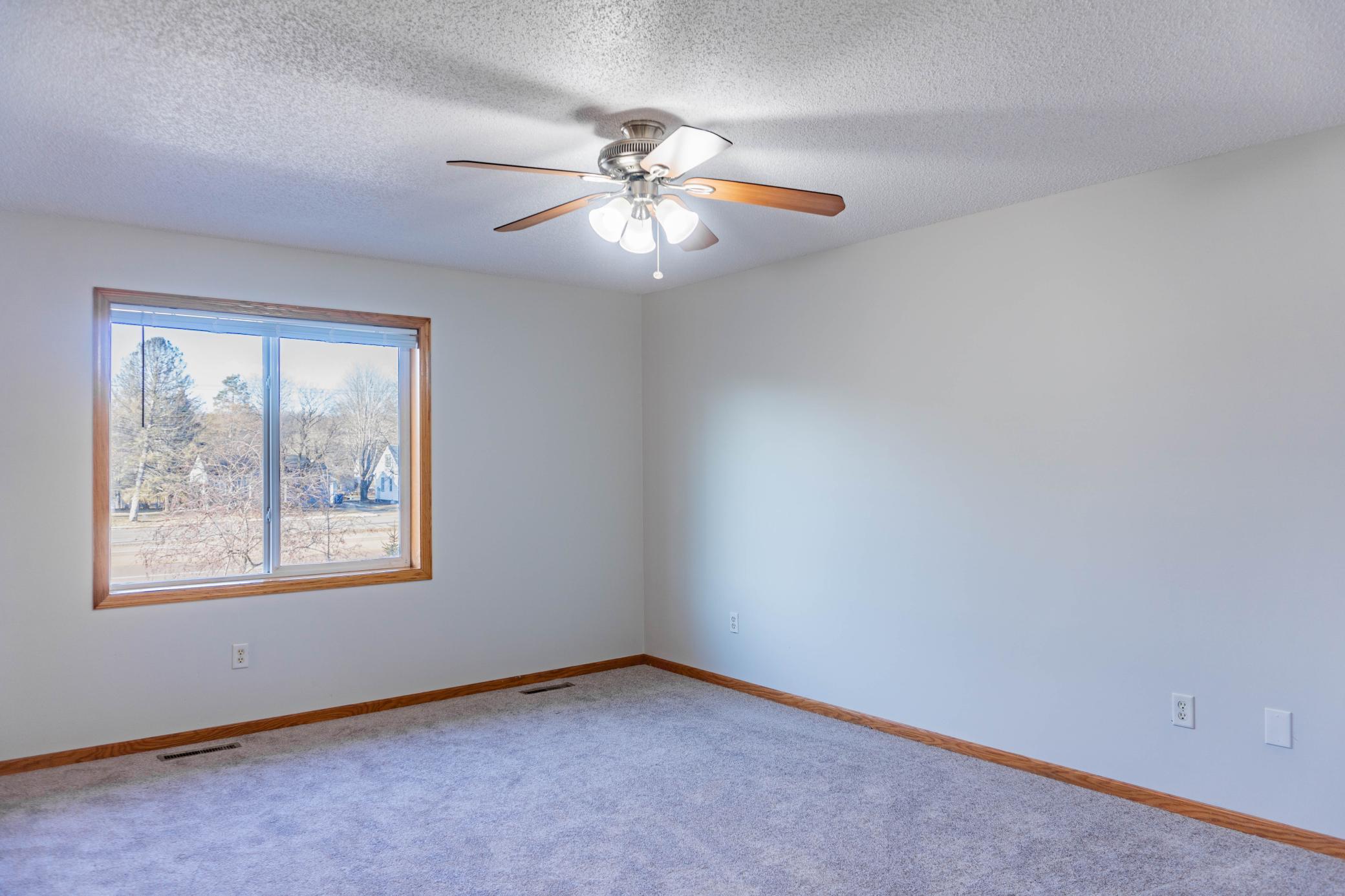 112X Crystal Place W