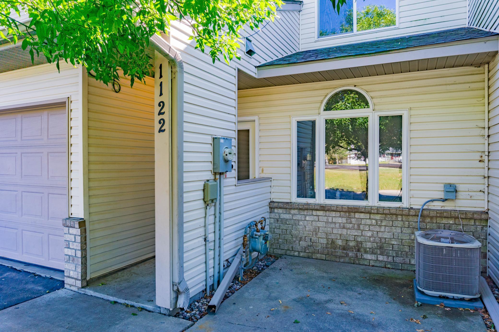 112X Crystal Place W