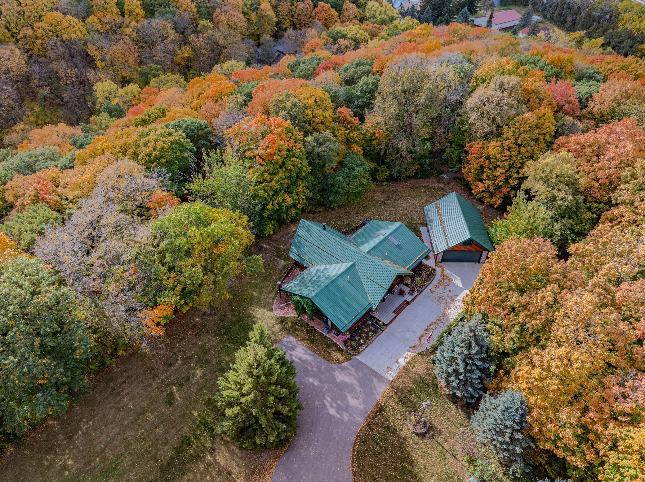 8695 Old Highway 169 Boulevard