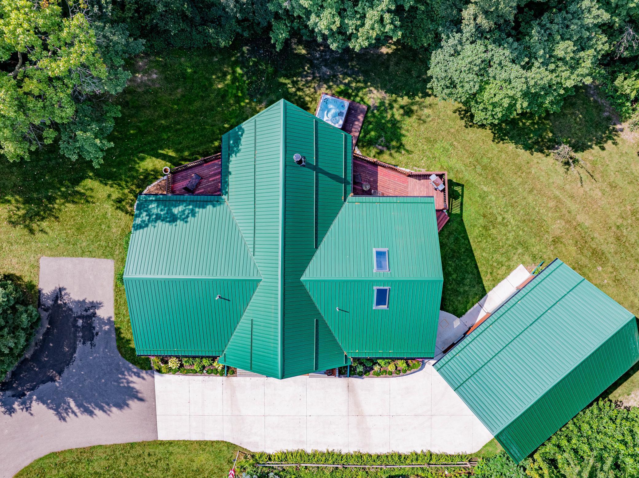8695 Old Highway 169 Boulevard