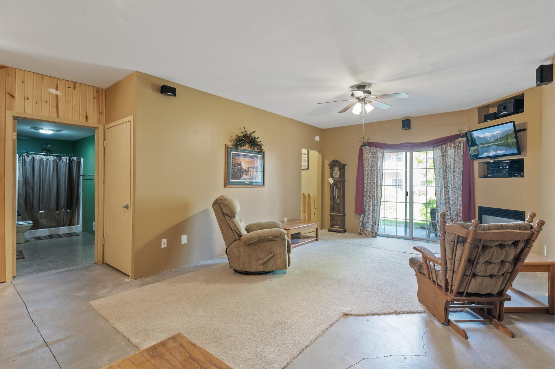 11645 Alpine Drive
