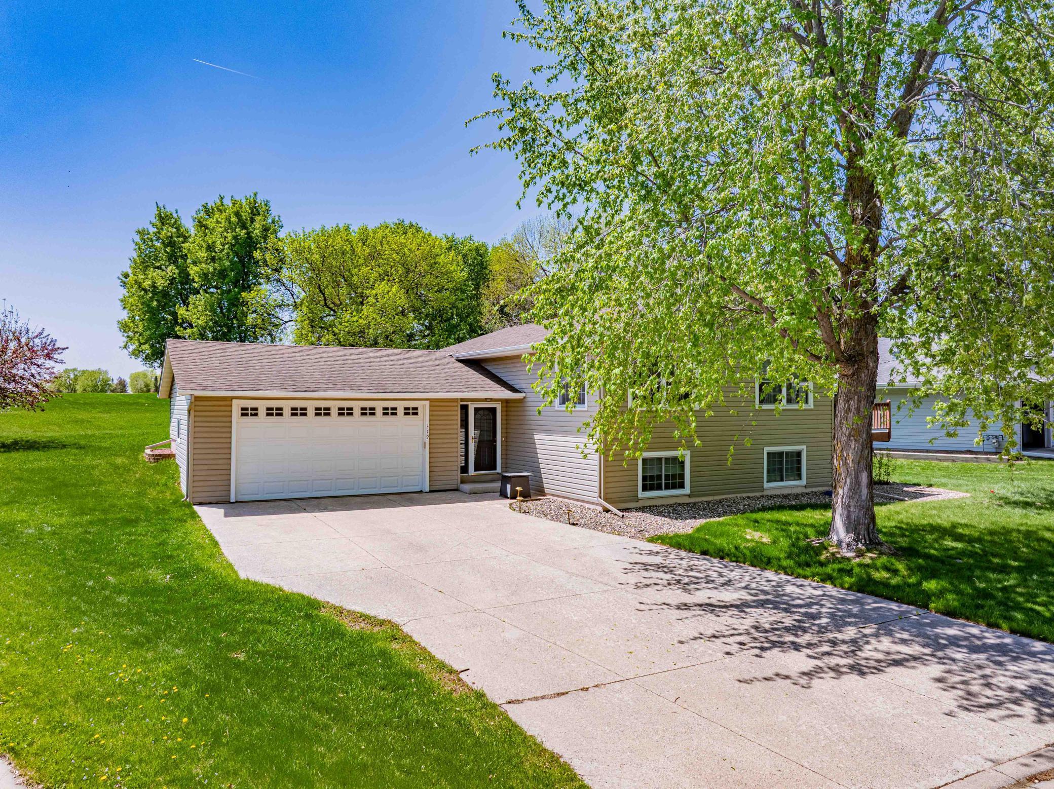 319 Casper Circle