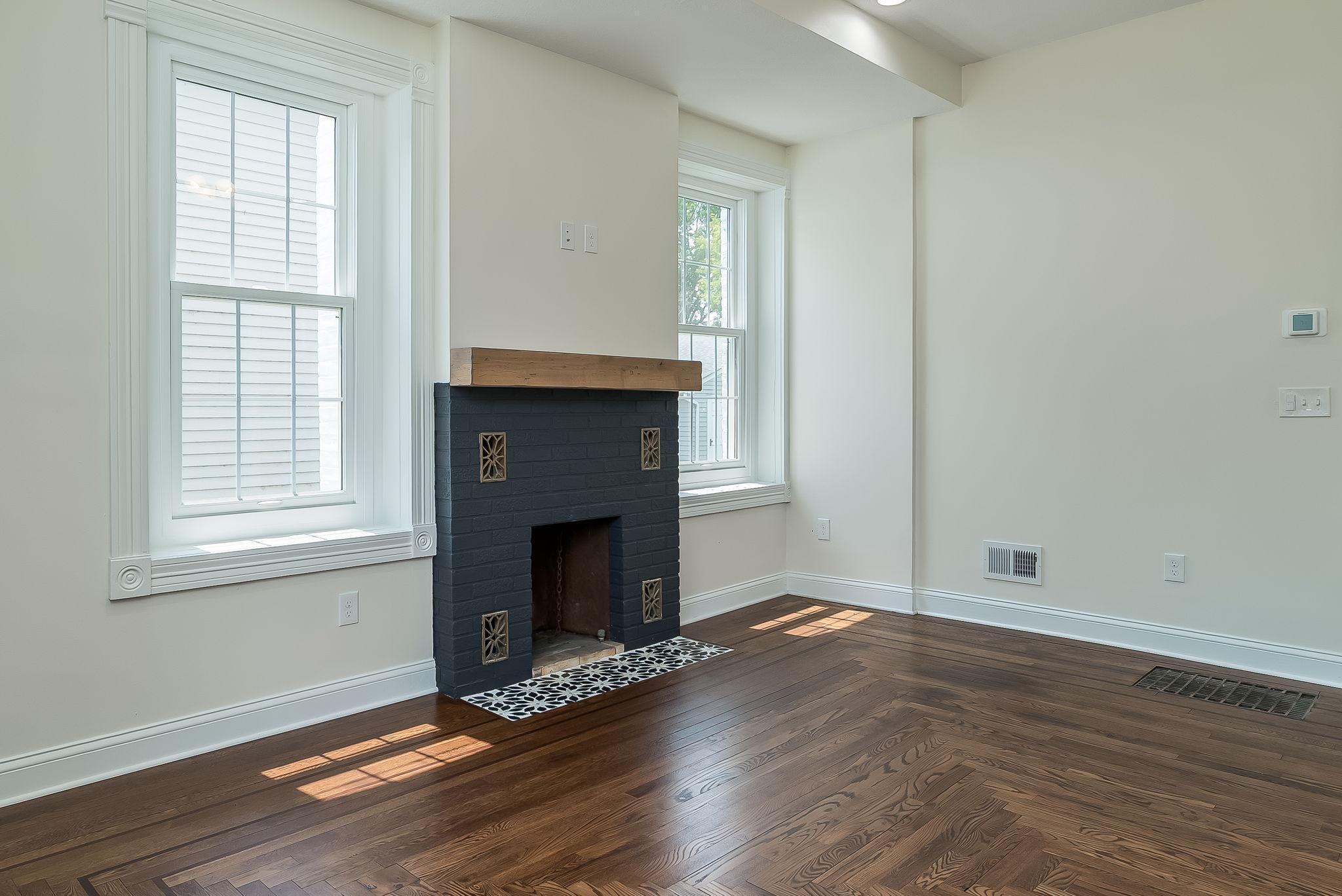 121 N Hickory Street
