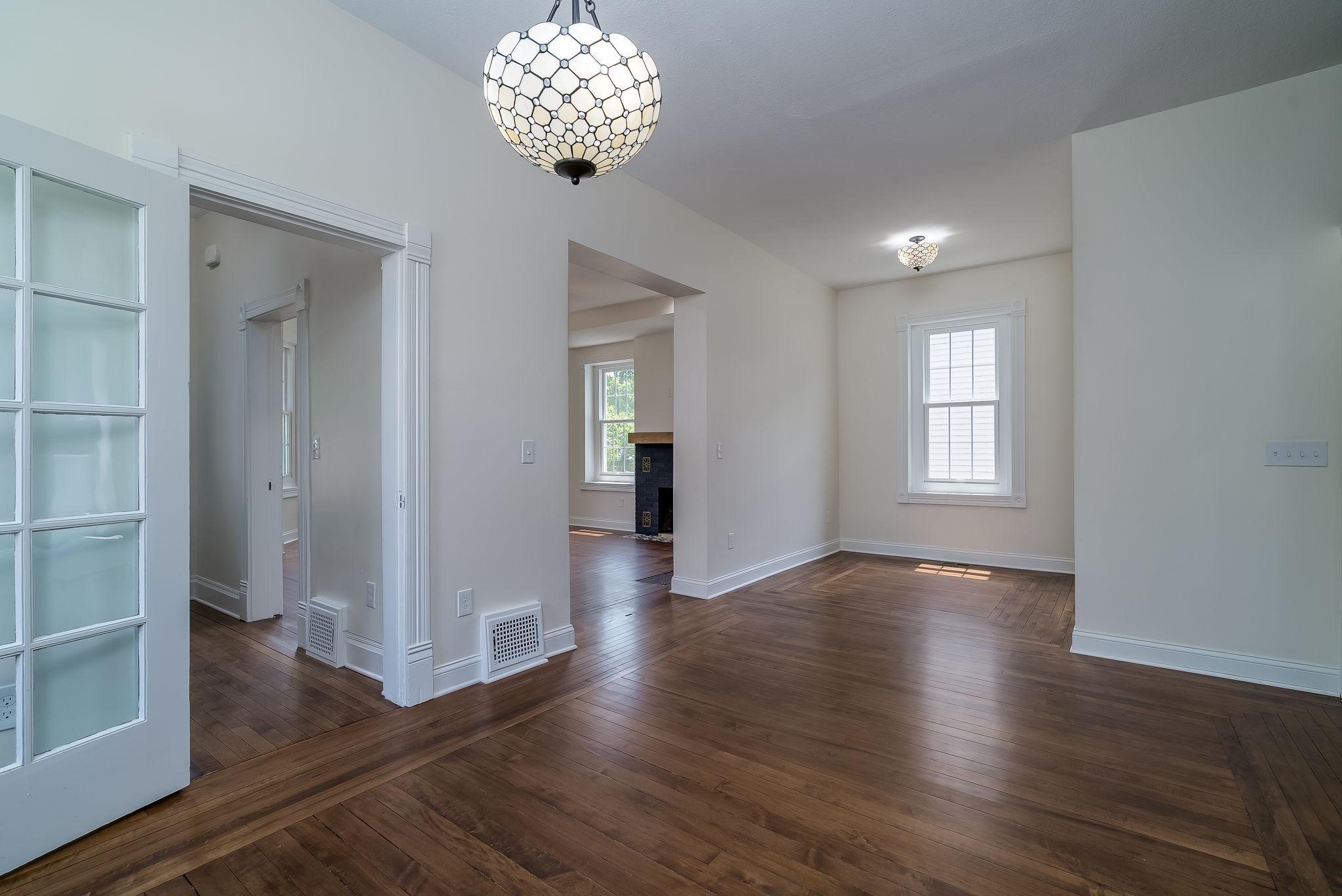 121 N Hickory Street