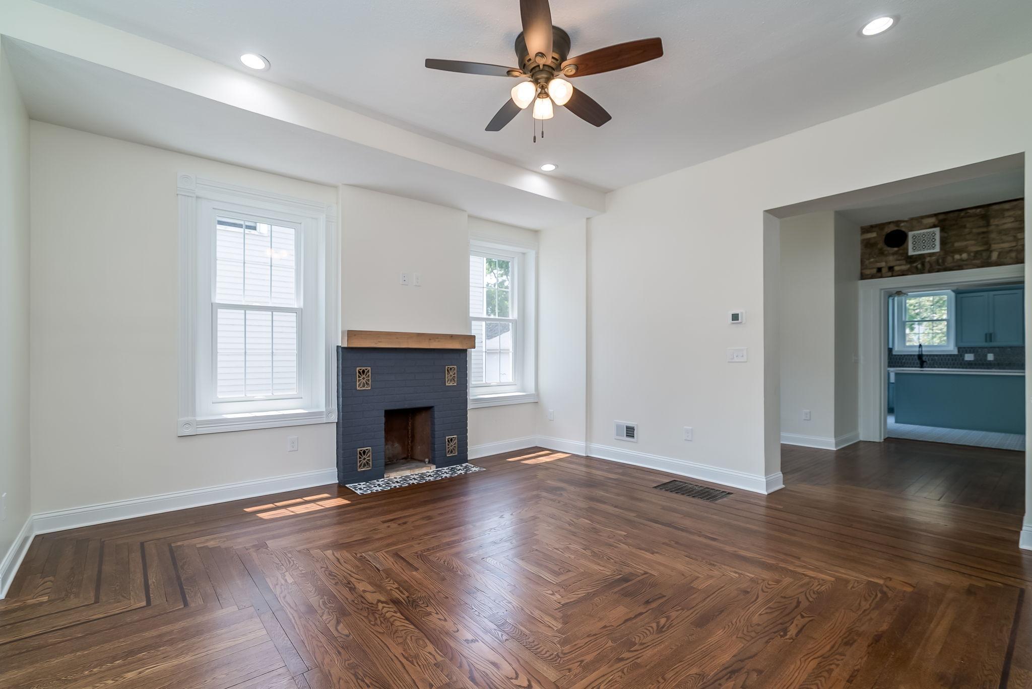 121 N Hickory Street