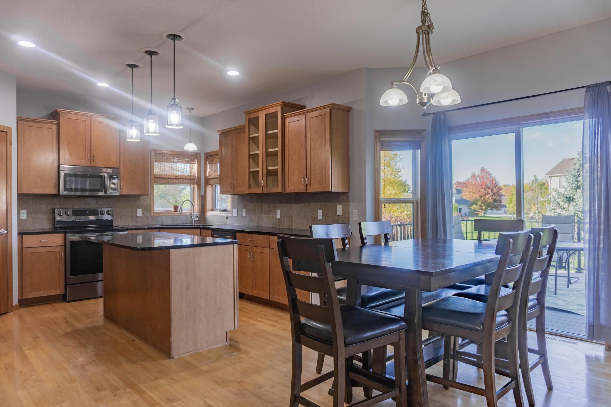 1216 S Windmill Creek