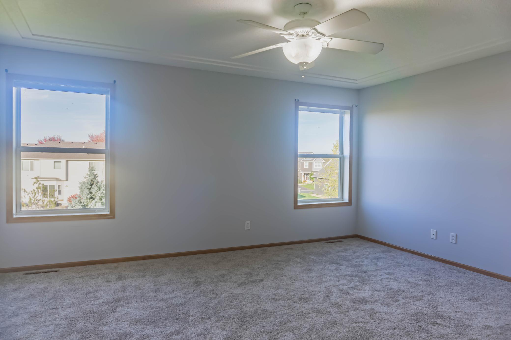 1216 S Windmill Creek