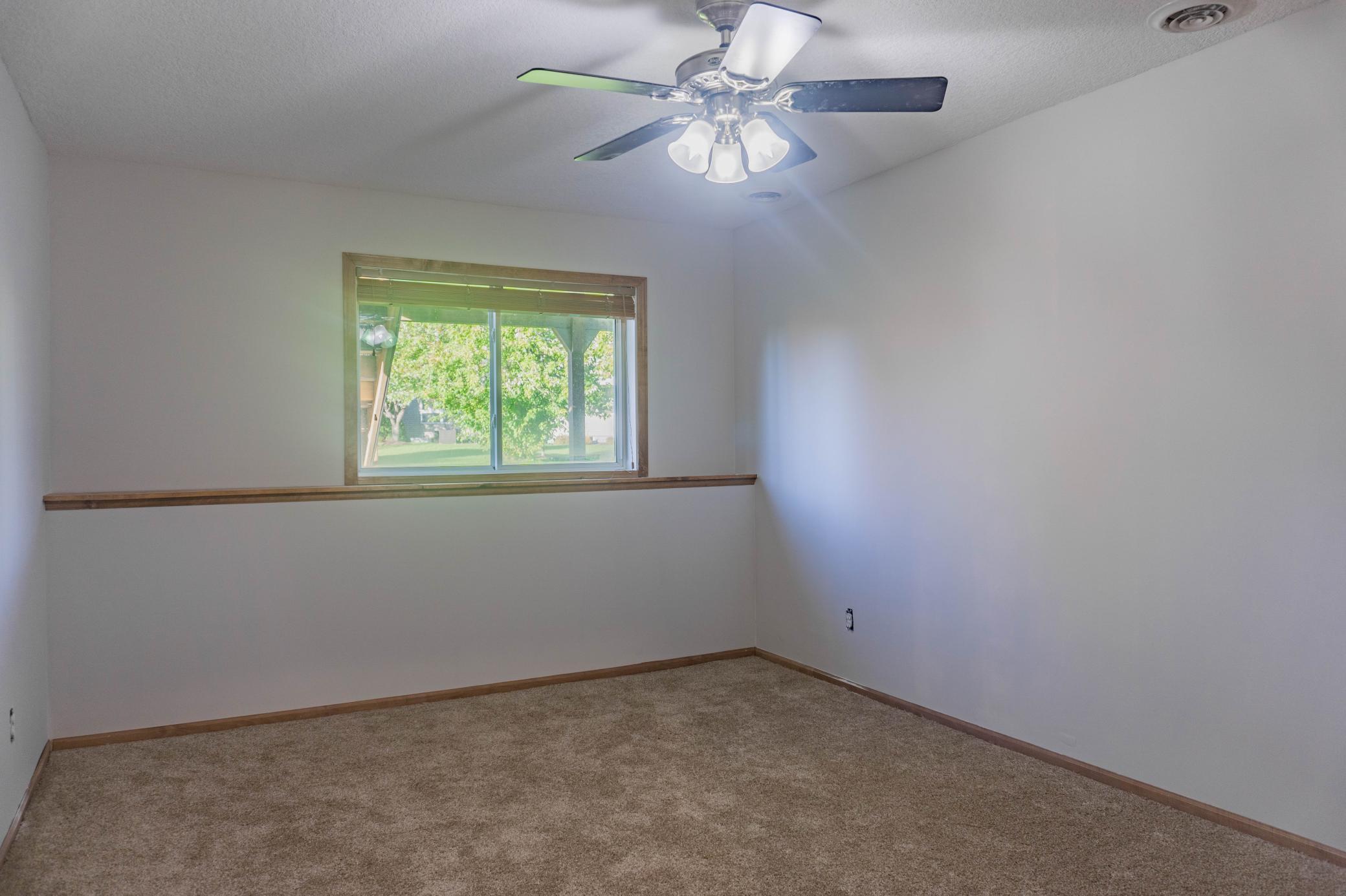 1216 S Windmill Creek