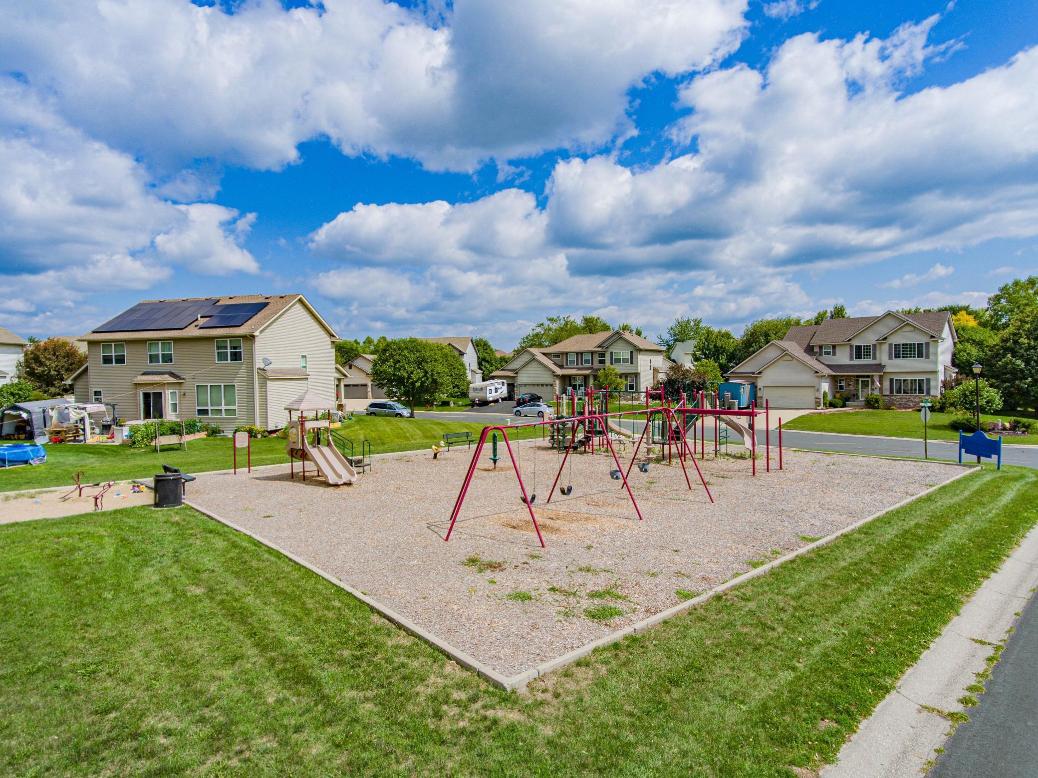 1216 S Windmill Creek