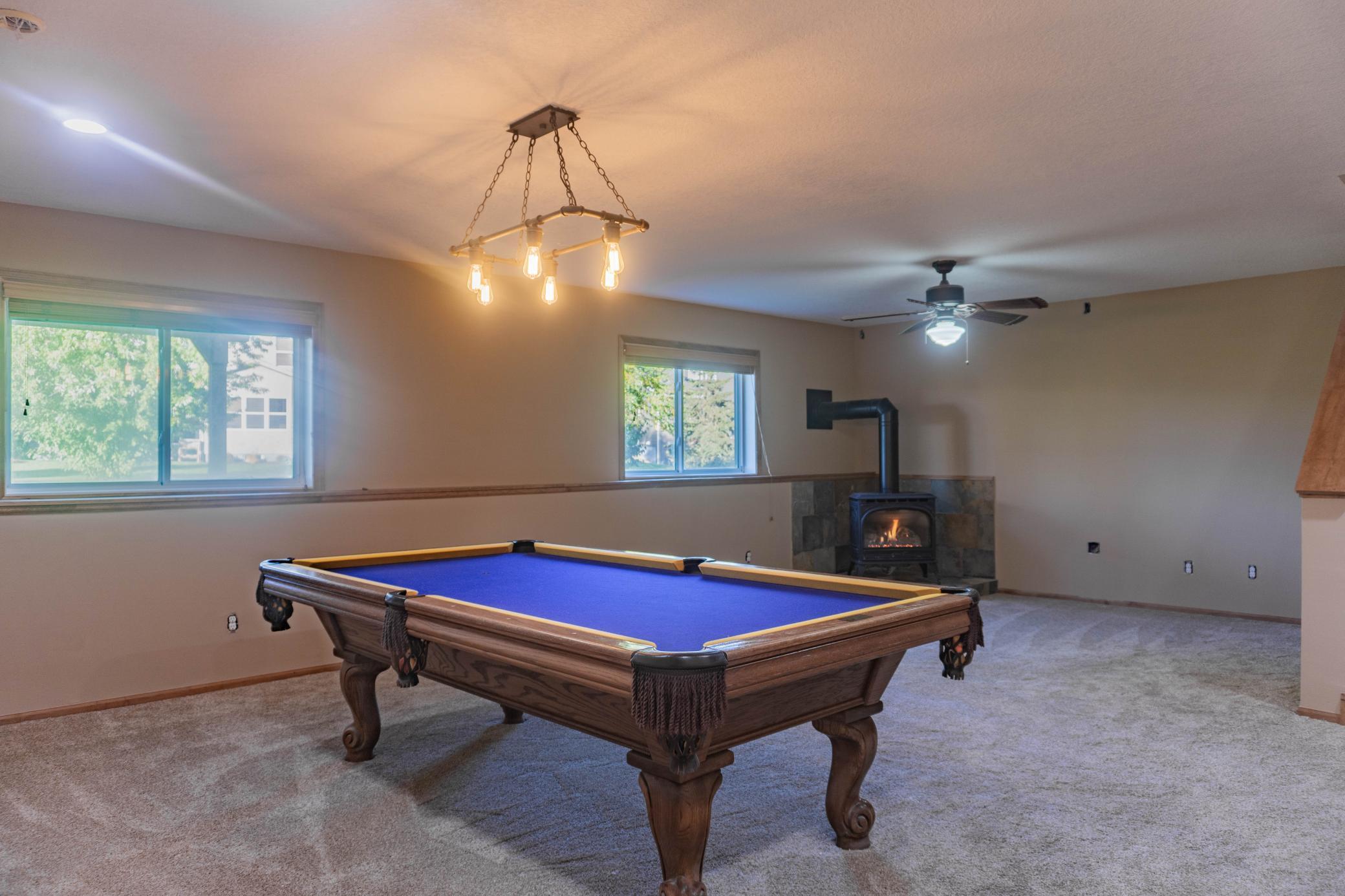 1216 S Windmill Creek