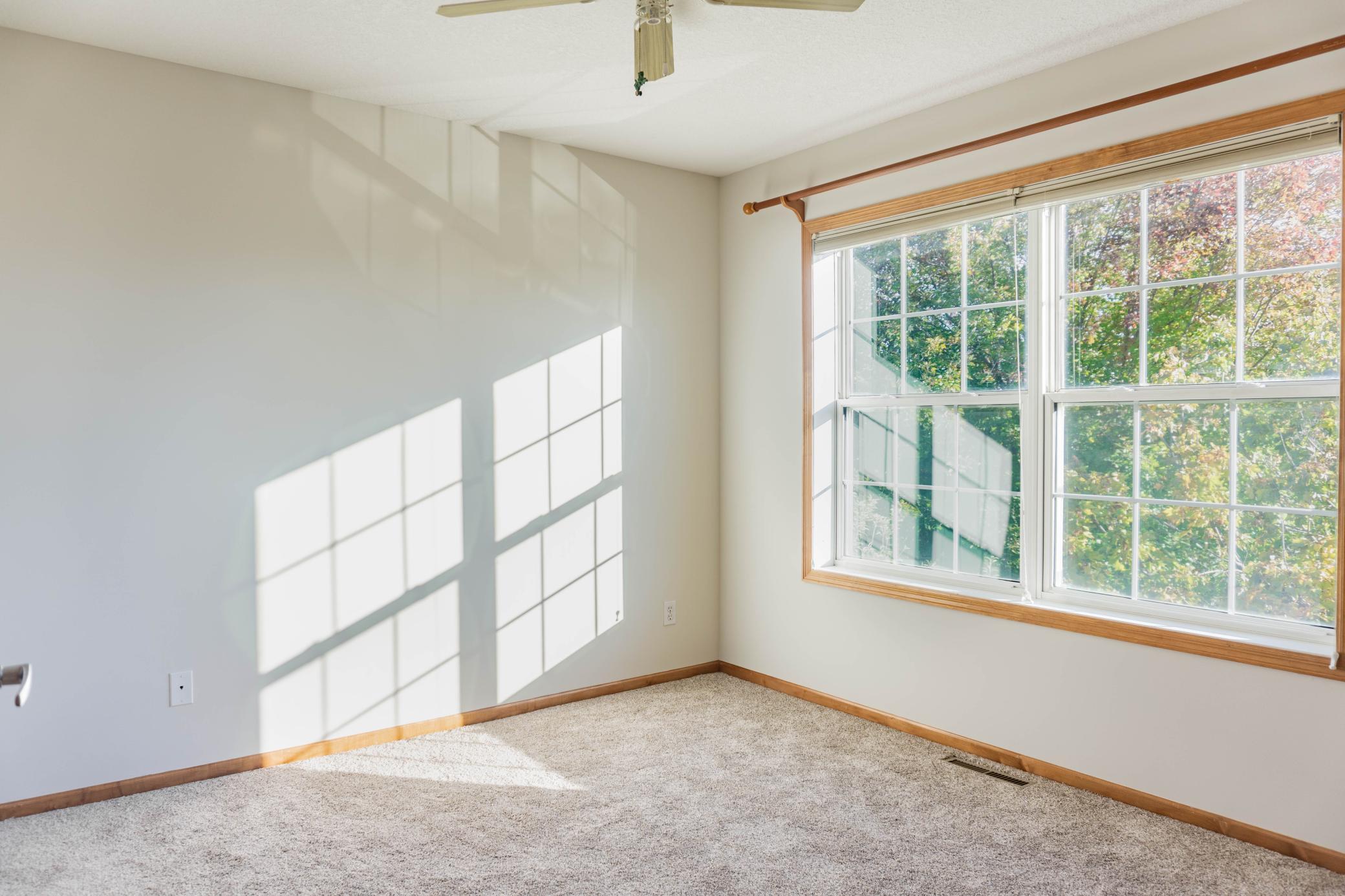 1216 S Windmill Creek