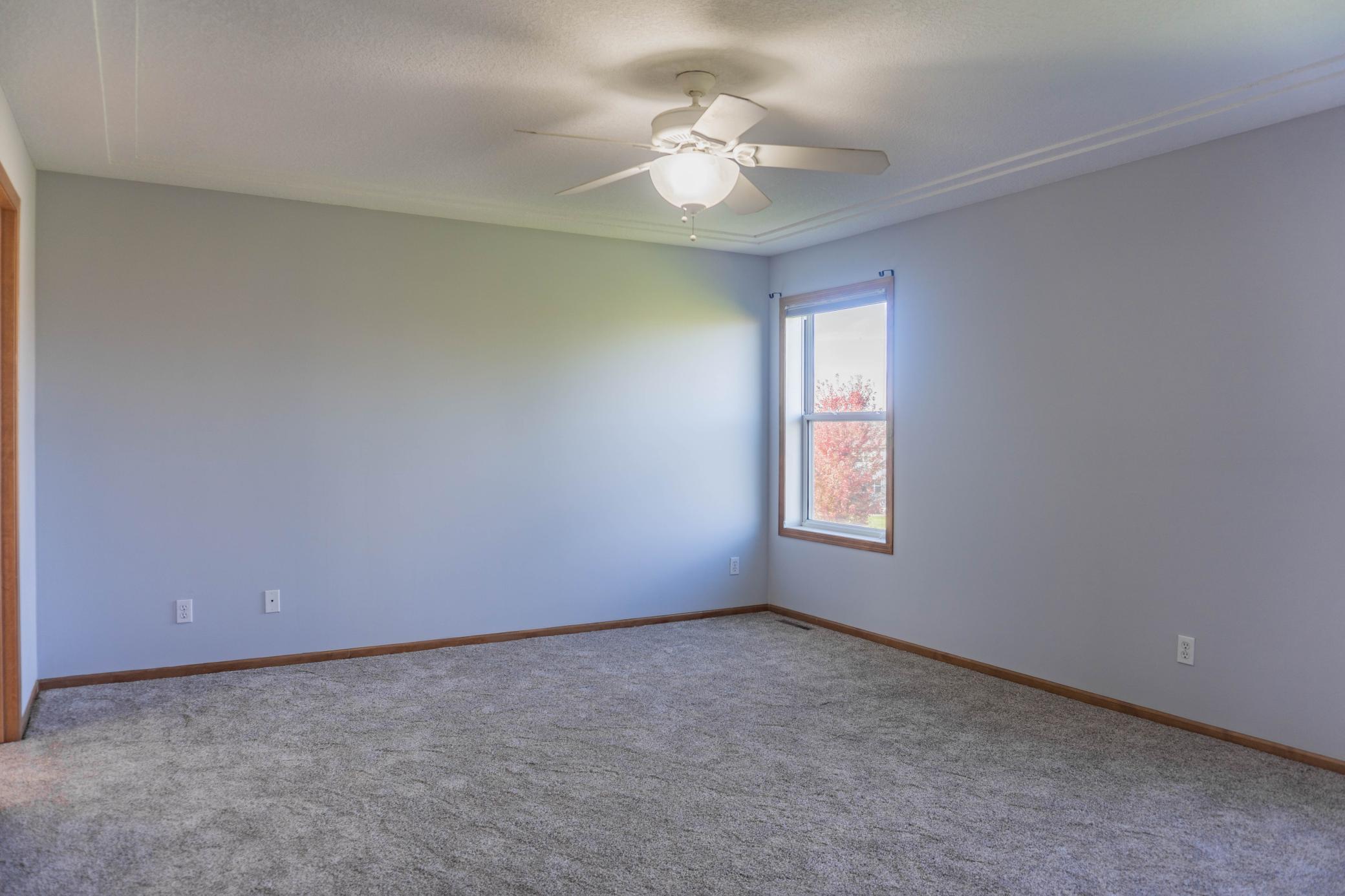 1216 S Windmill Creek