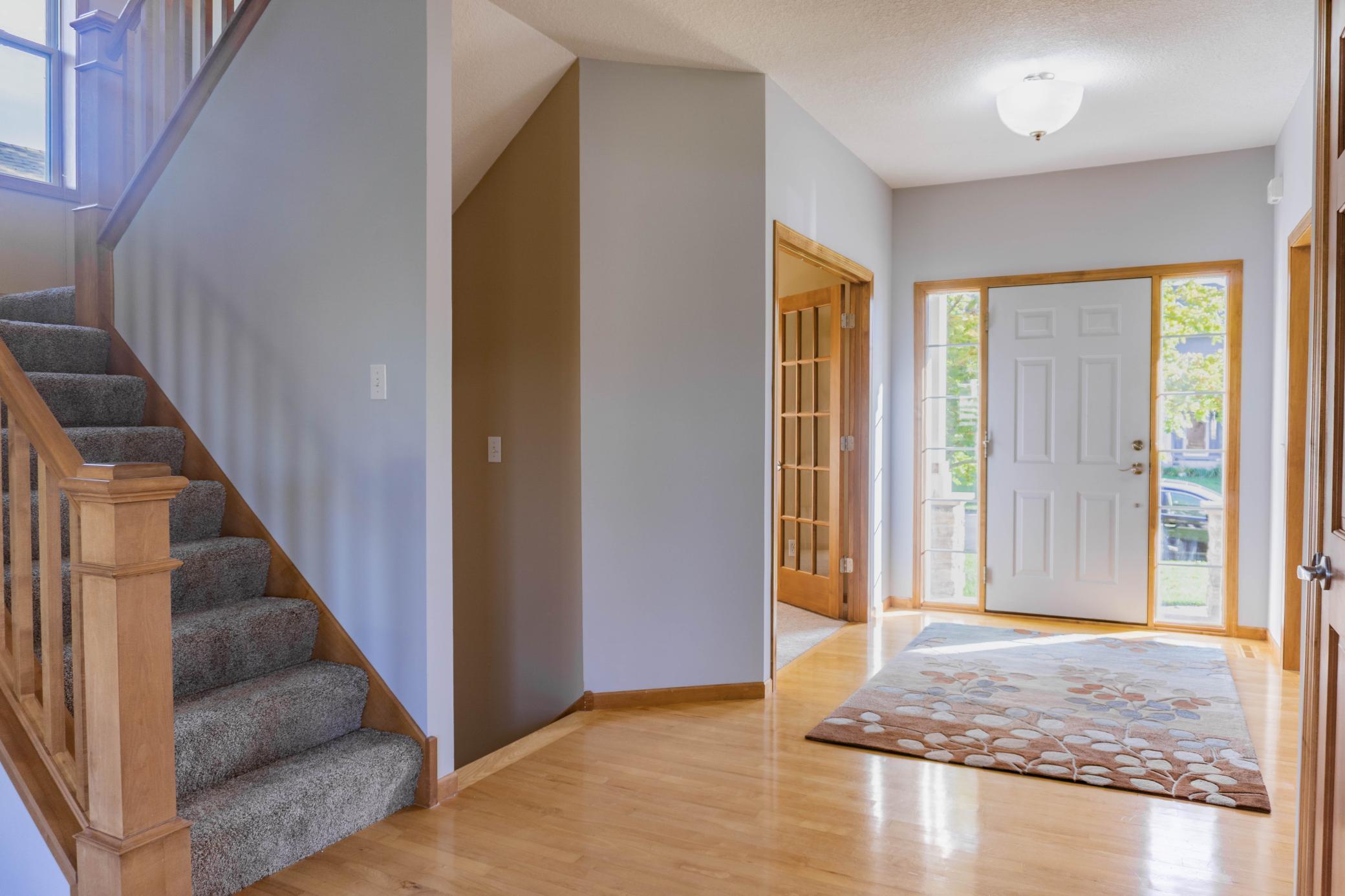 1216 S Windmill Creek