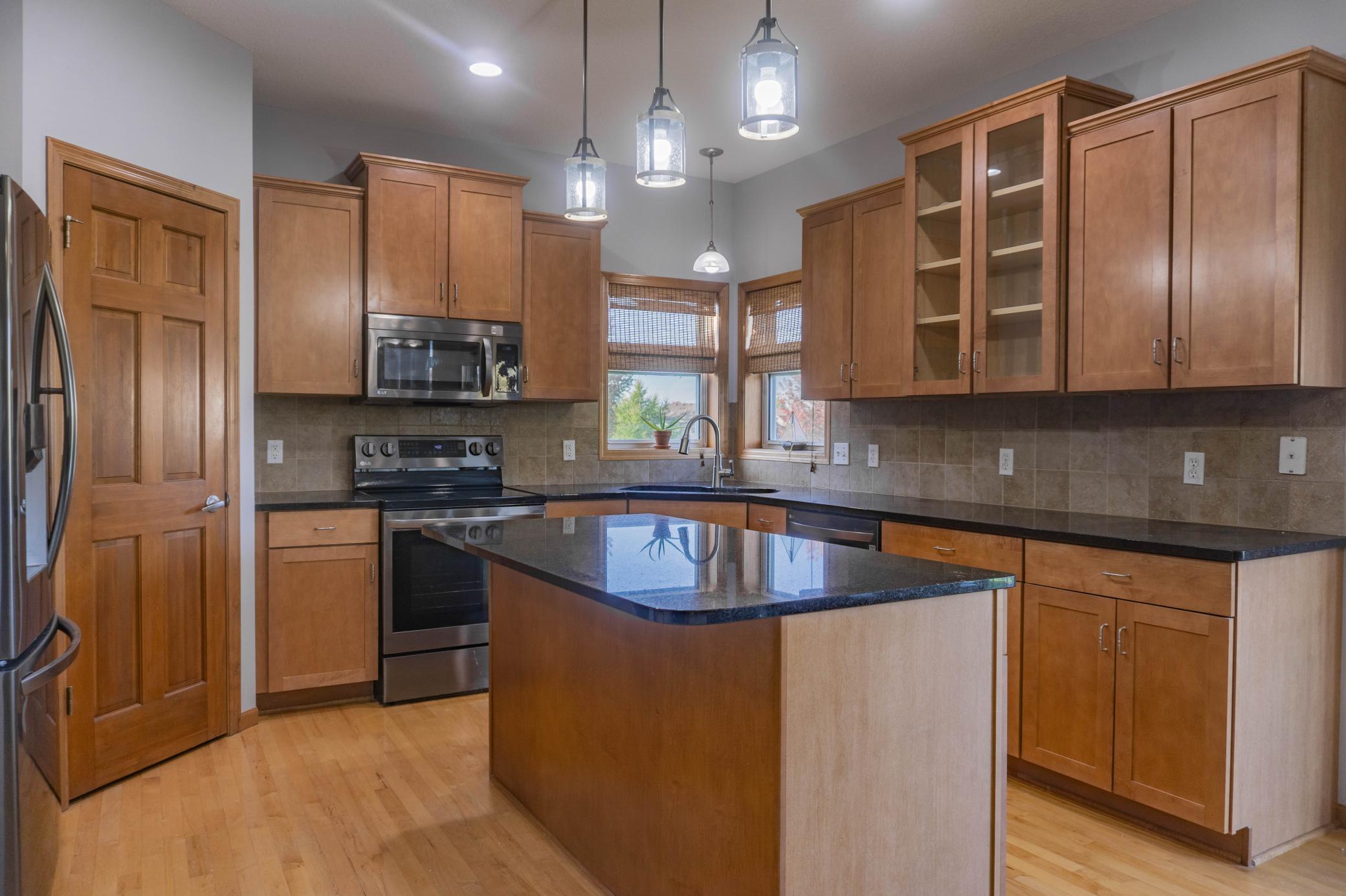 1216 S Windmill Creek